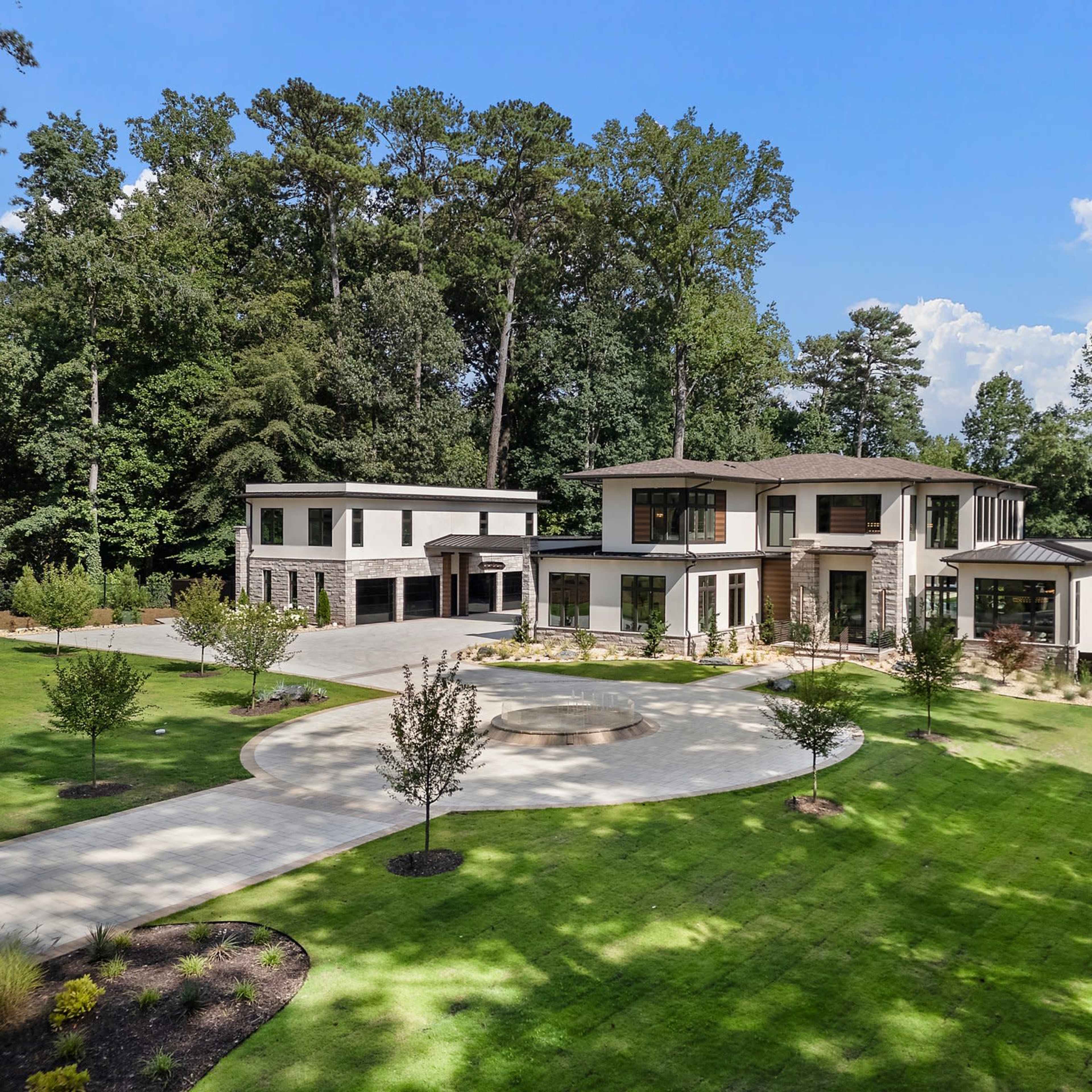 Modern Buckhead Estate with Luxury Pool and Backyard Image in Buckhead, Atlanta, GA