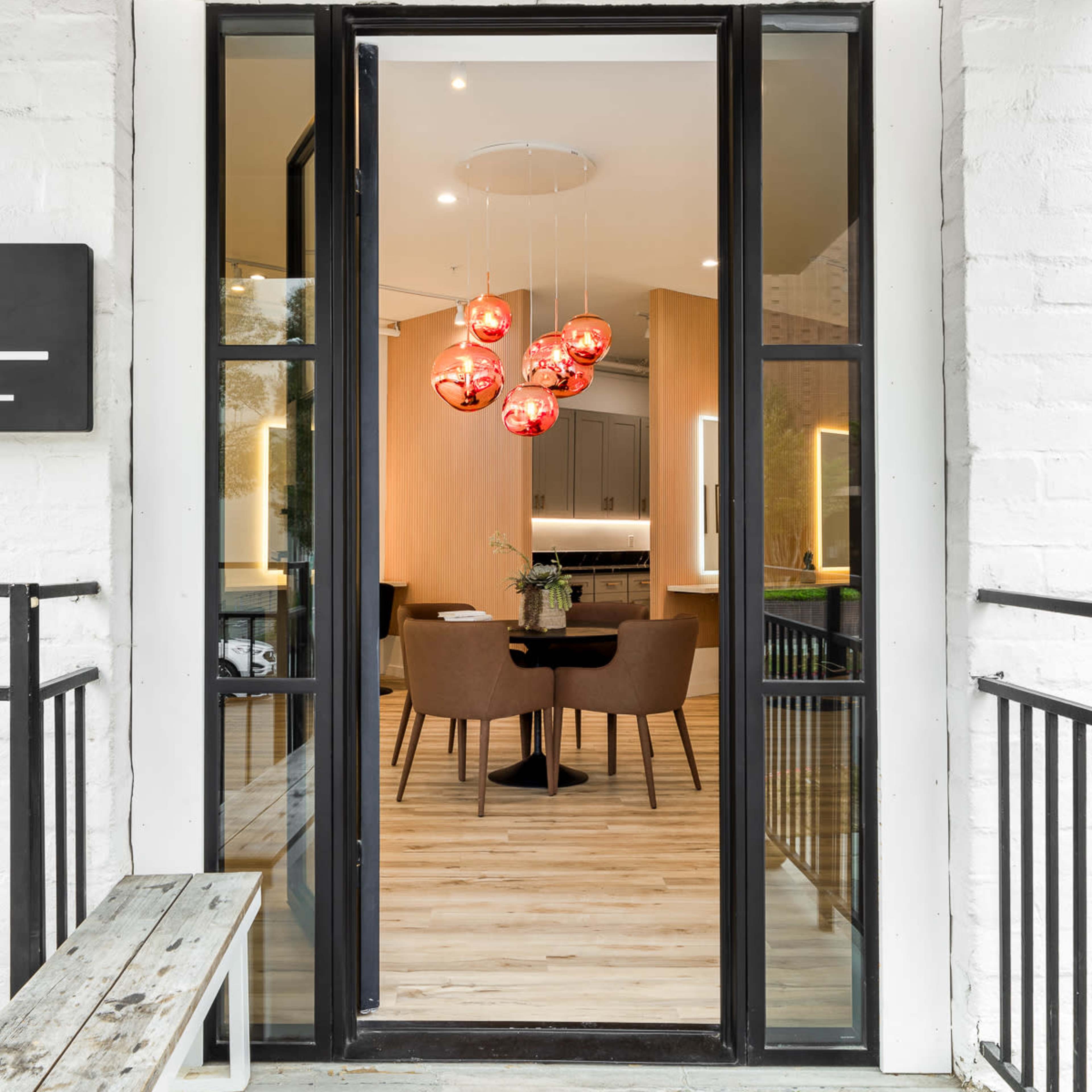 Beautiful Beverly Hills salon Image in Beverly Hills, Beverly Hills, CA