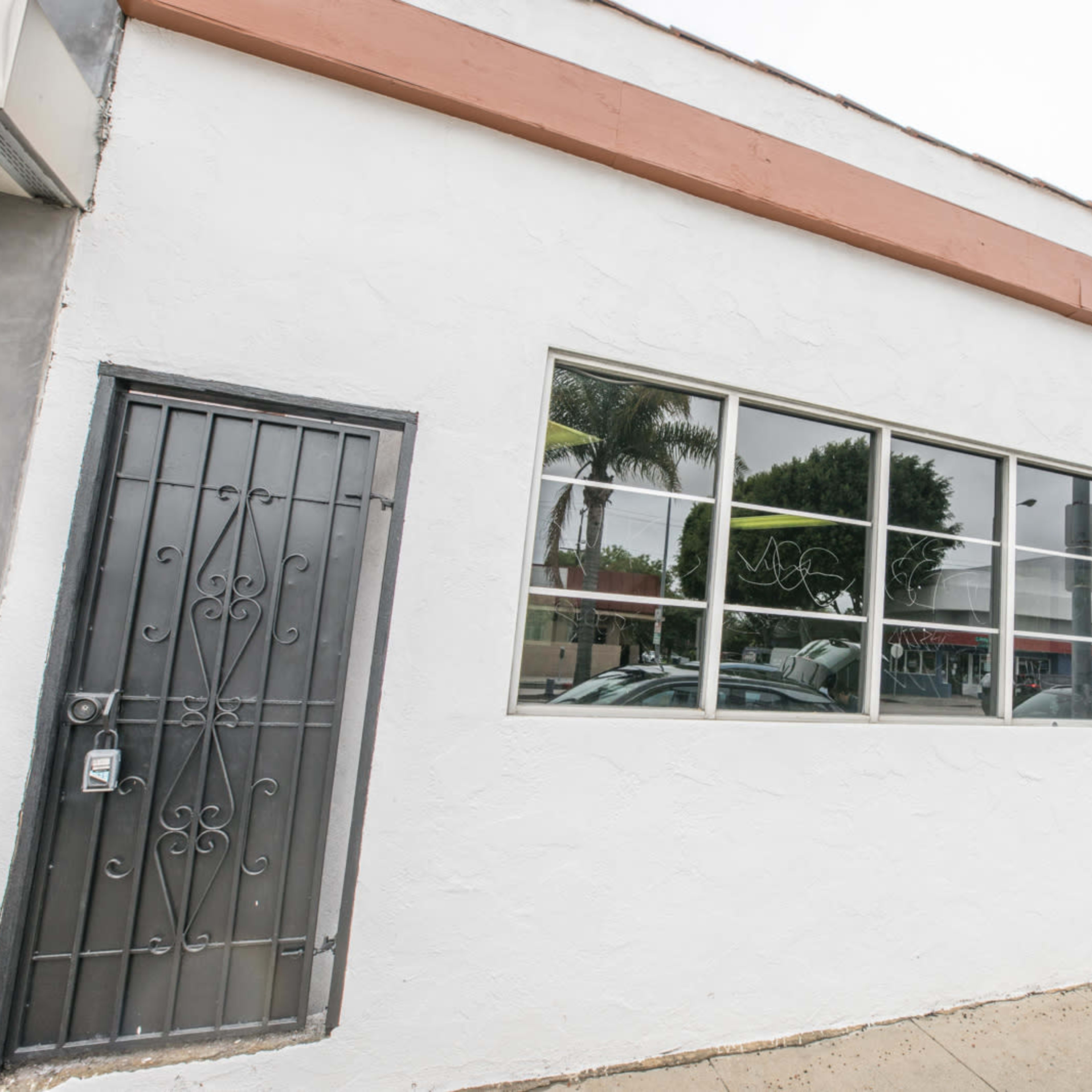 Culver City Affordable Office (entire space) Image in Culver - West, Marina del Rey, CA