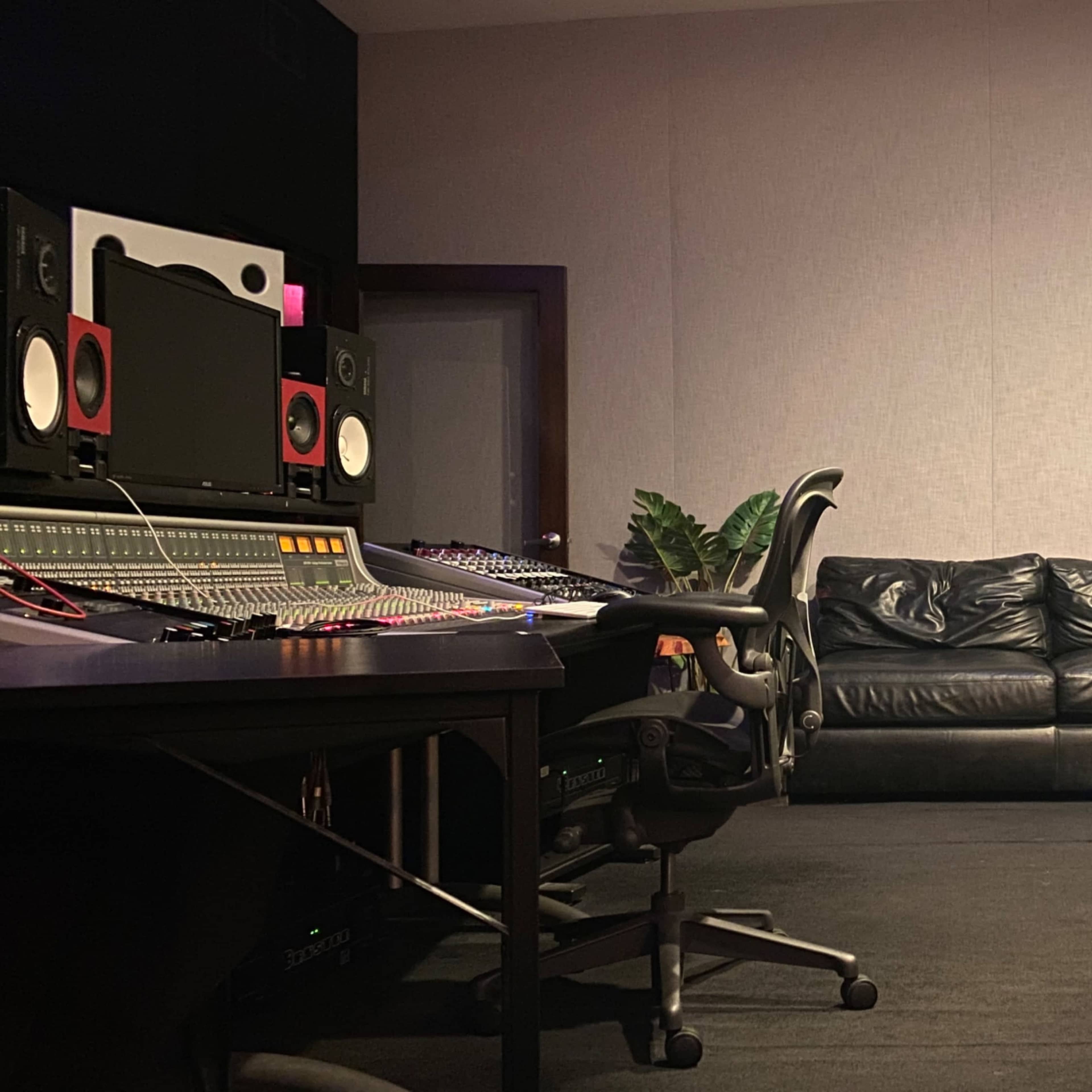 Private Studio Room with High-End Analog Recording Gear Image in North Hollywood, Los Angeles, CA
