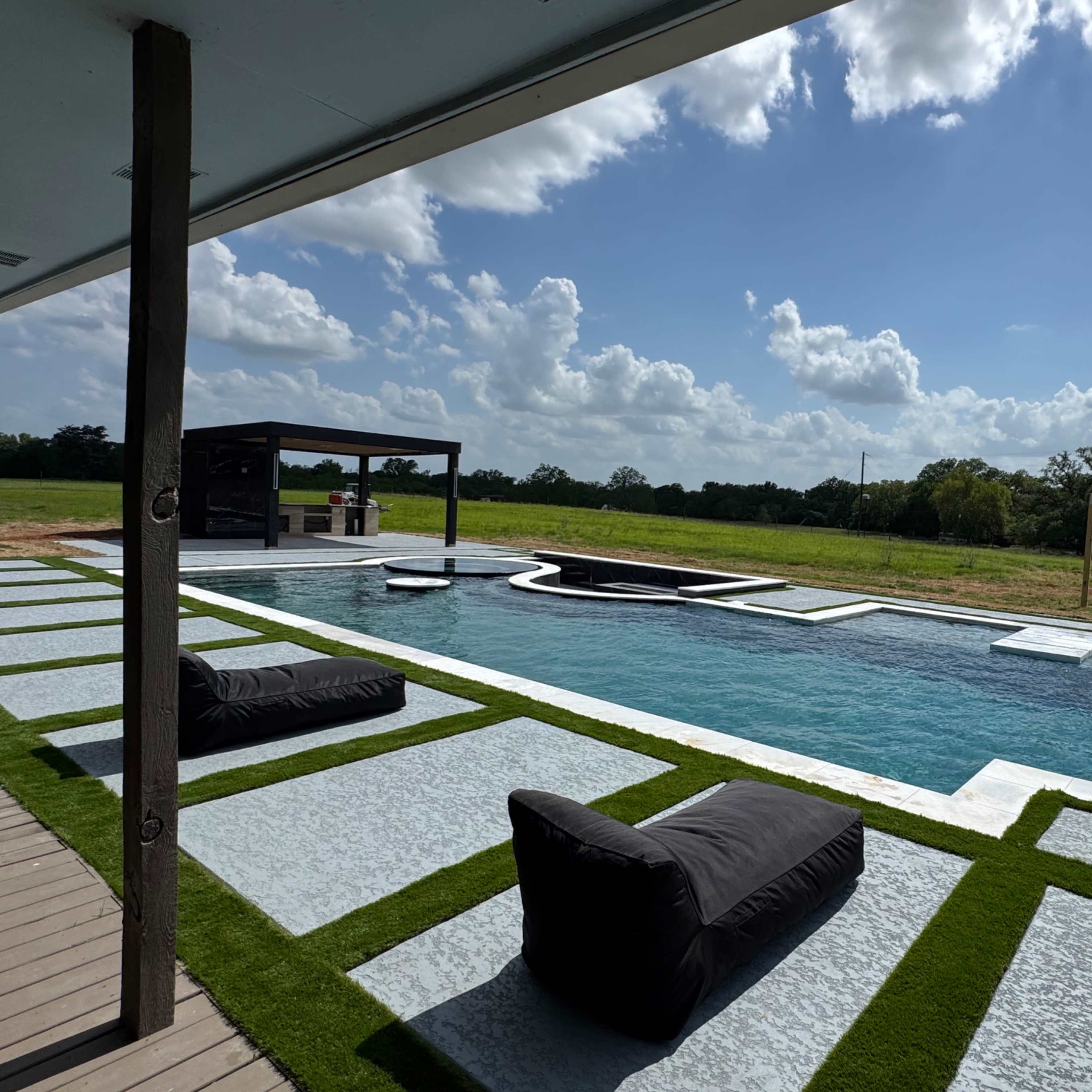 100 Acres Country Escape Image in , Smithville, TX