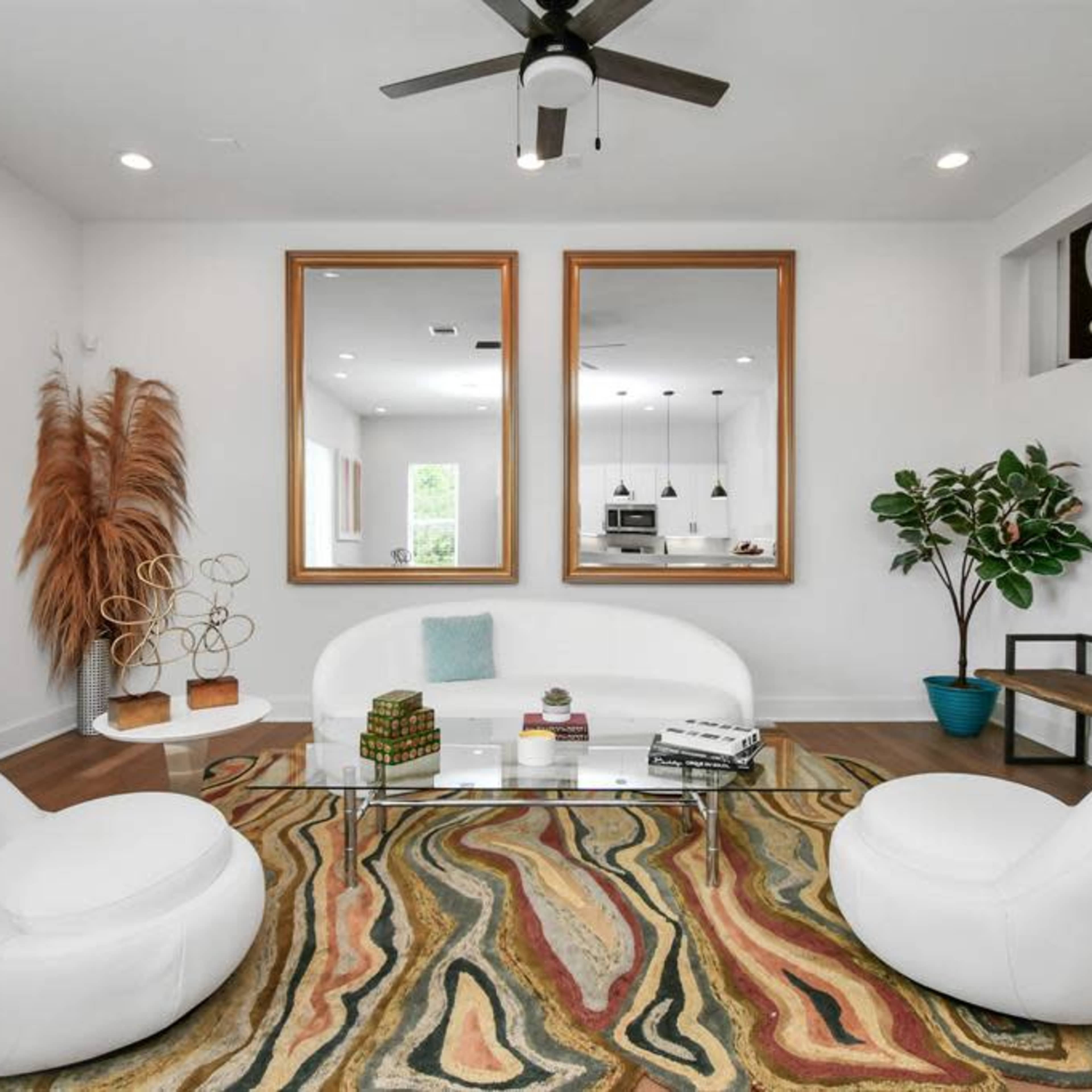 Luxury Studio near Downtown Houston Image in Northside, Houston, TX