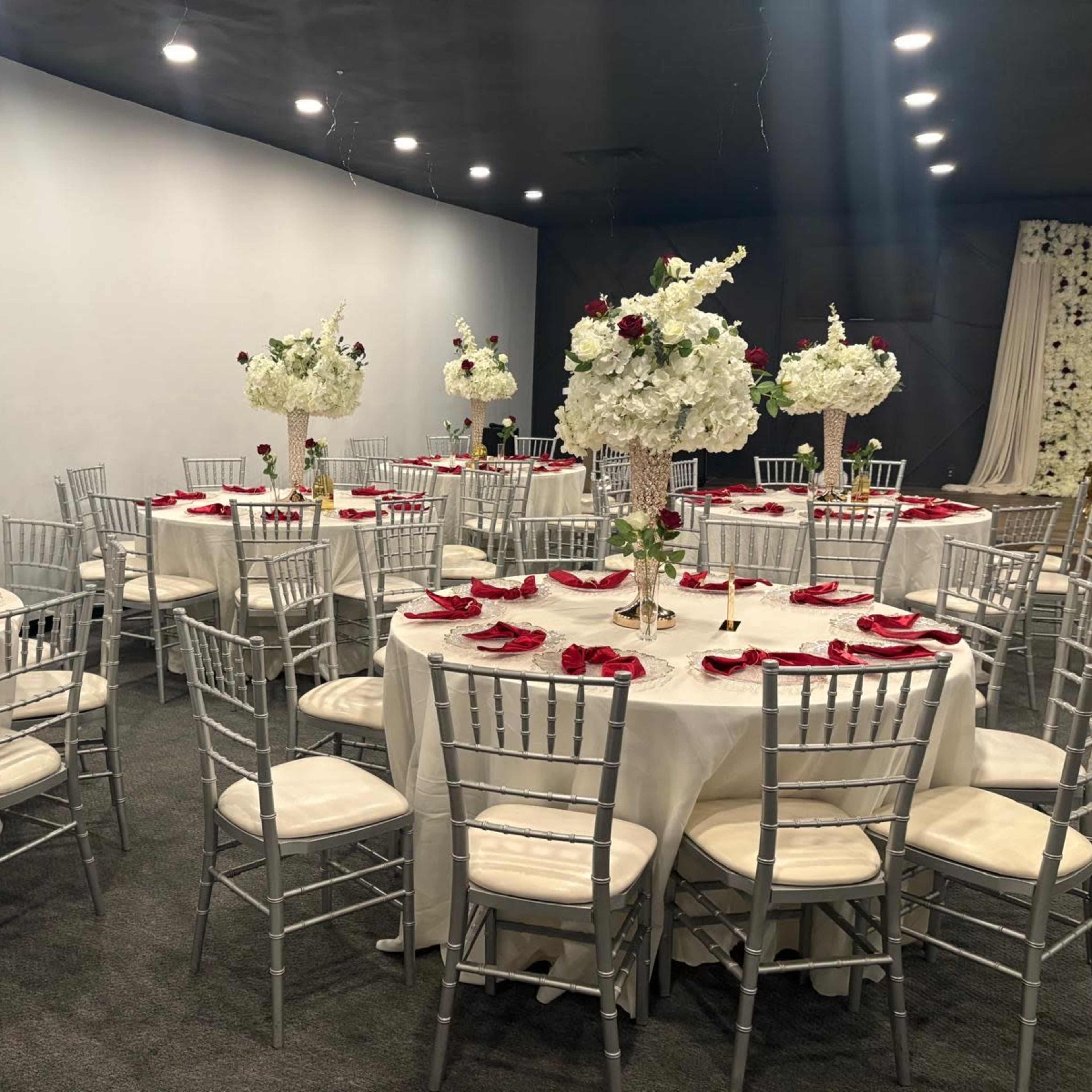 La Belle Porte Beautiful space for great reasonable price look no further Image in La Vergne, La Vergne, TN