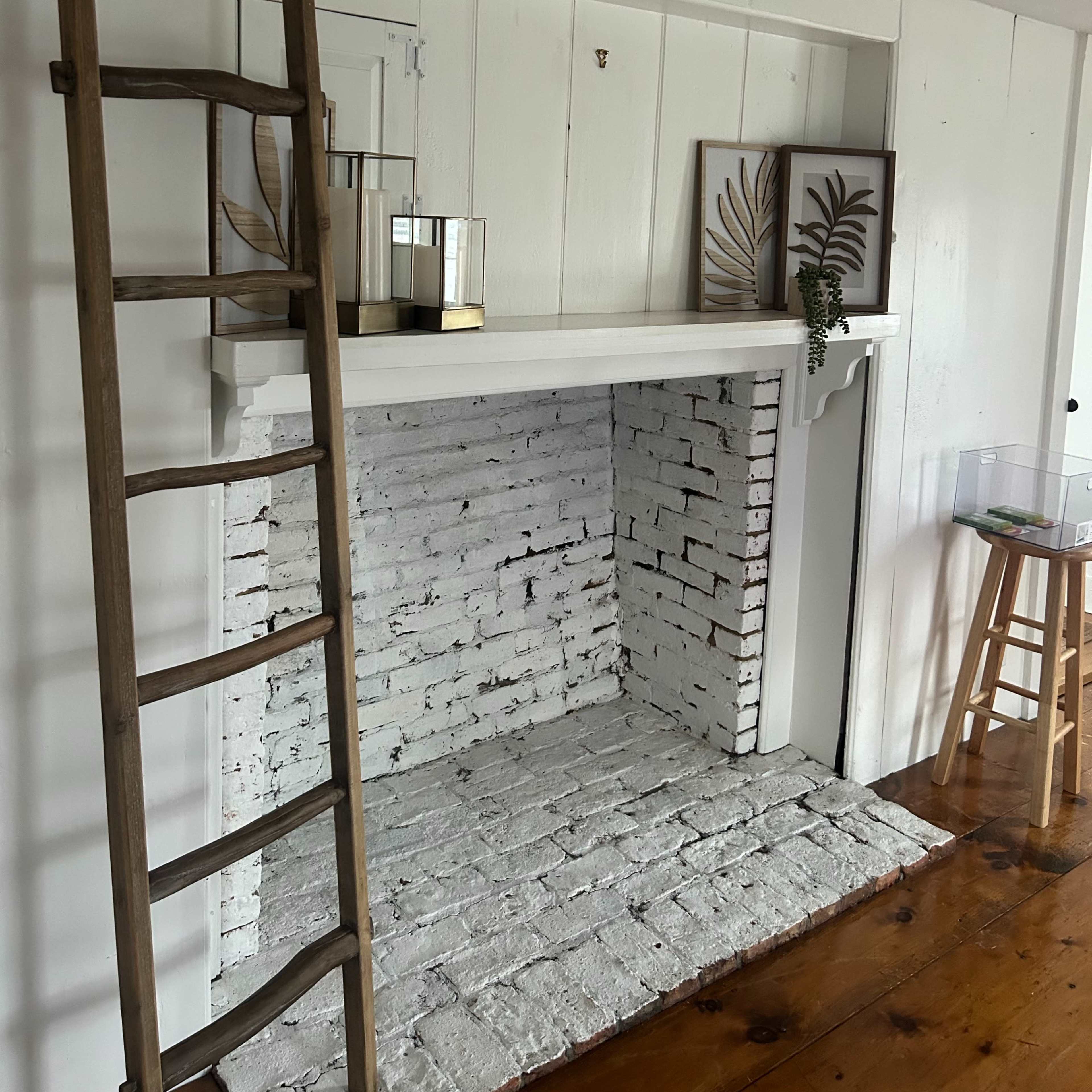 Charming Natural-Light Studio with Rustic Touches and Modern Comforts Image in Middleton, Middleton, MA