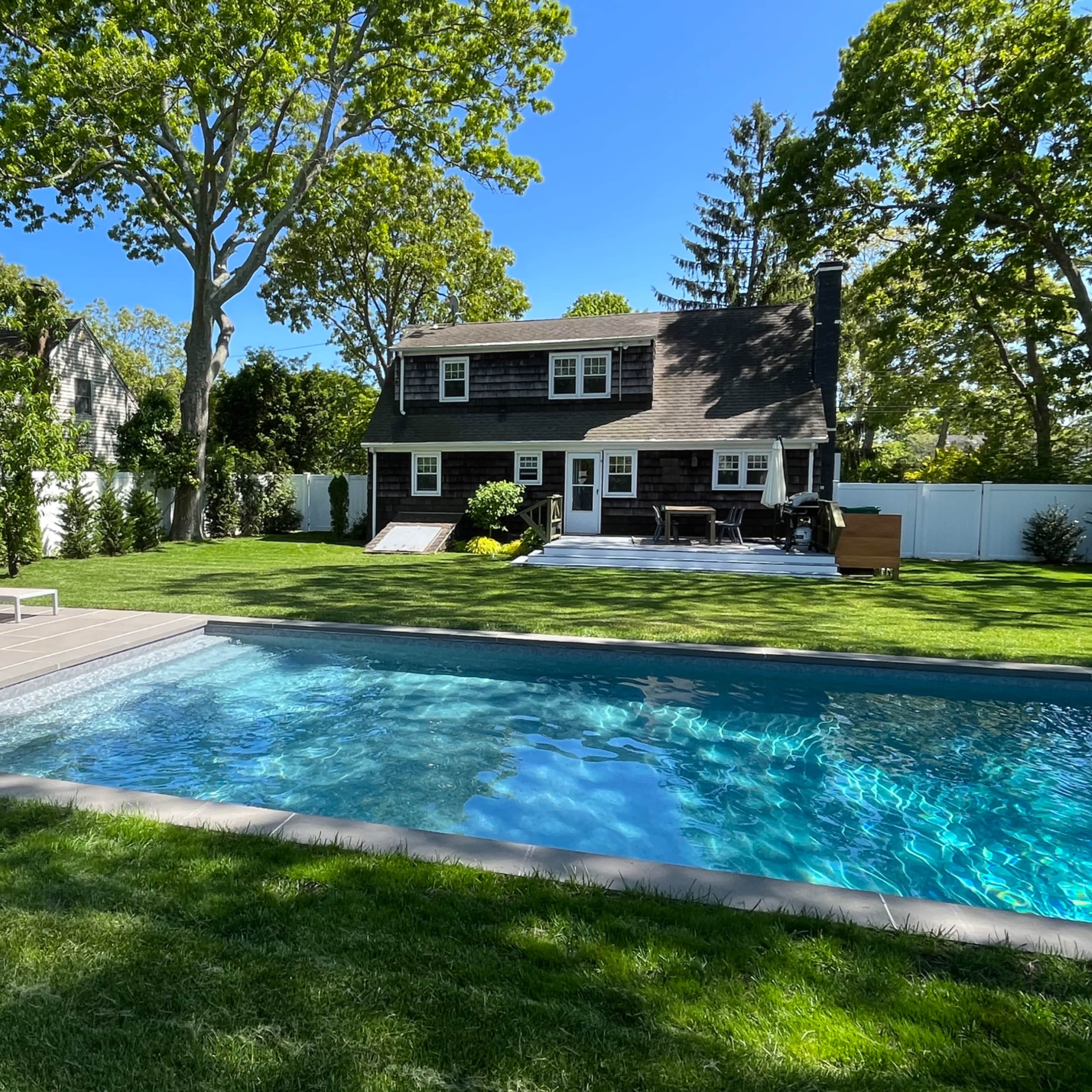 Stylish+Modern Hamptons Cape with Saltwater Pool - 5 minutes to Beach Image in Southampton, Hampton Bays, NY