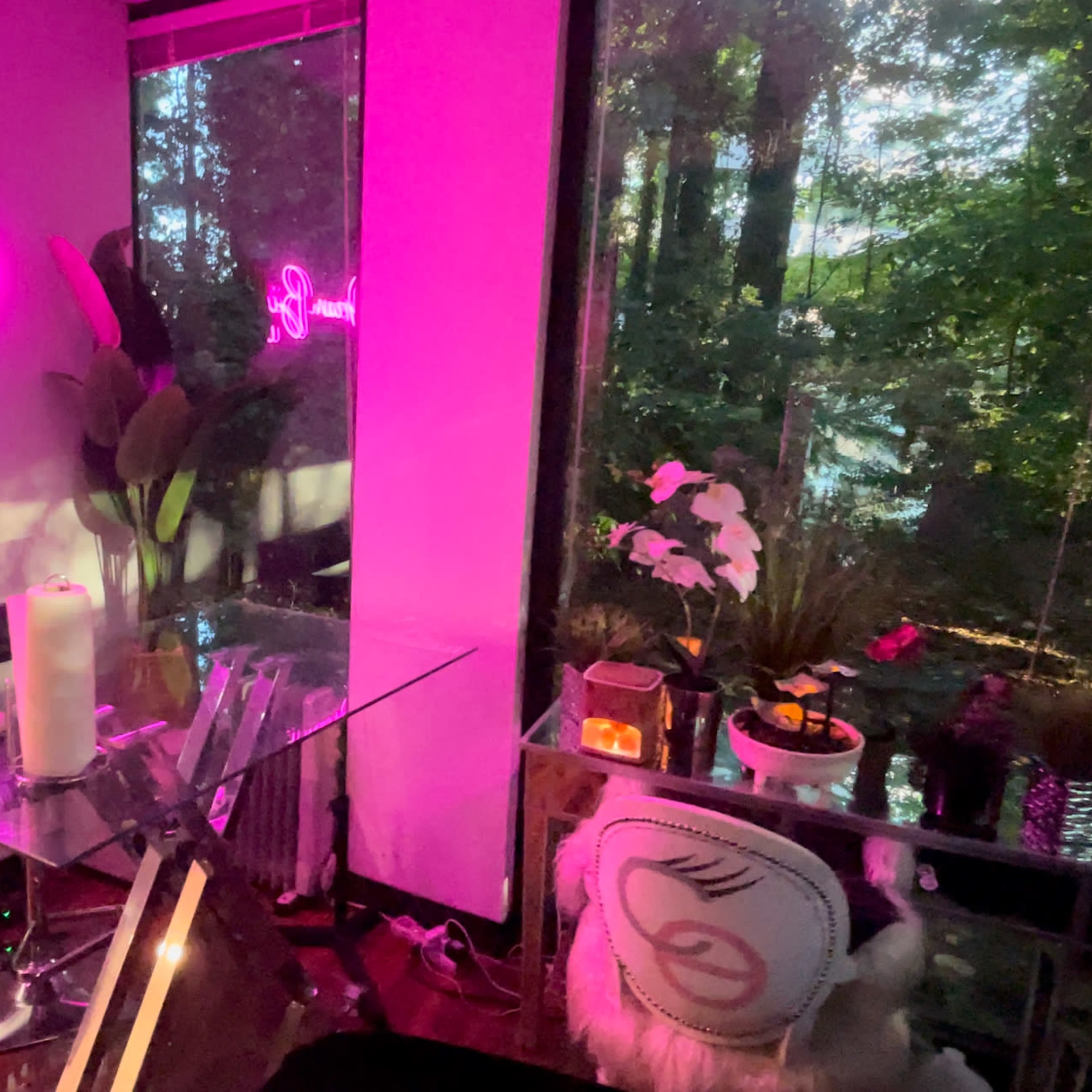 Brookhaven Dreamy Escape | Your Private Office/Studio Awaits Image in Brookhaven, Atlanta, GA
