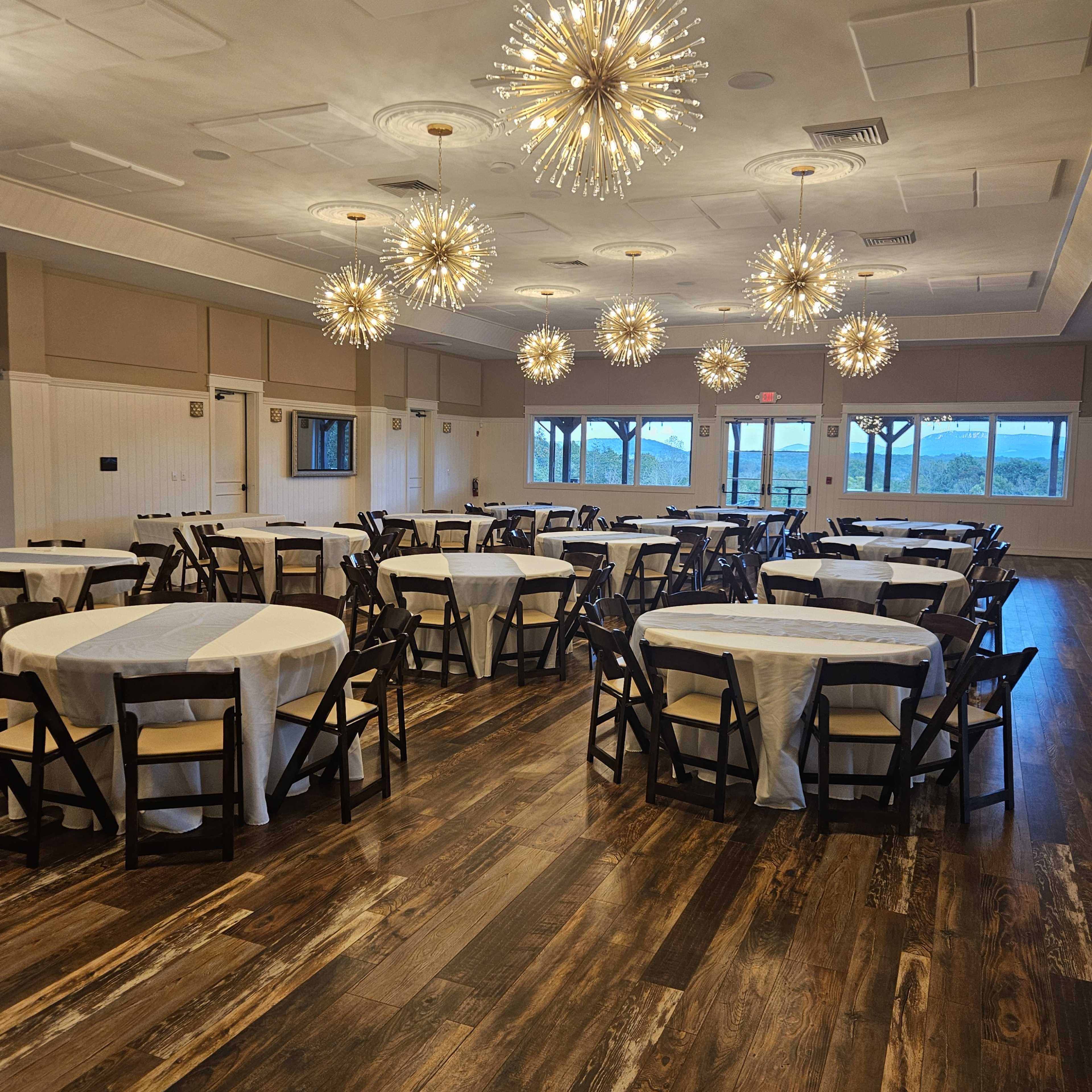Boutique Event Venues with Lodging and a Restaurant - Event Area Image in Westfield, Pilot Mountain, NC