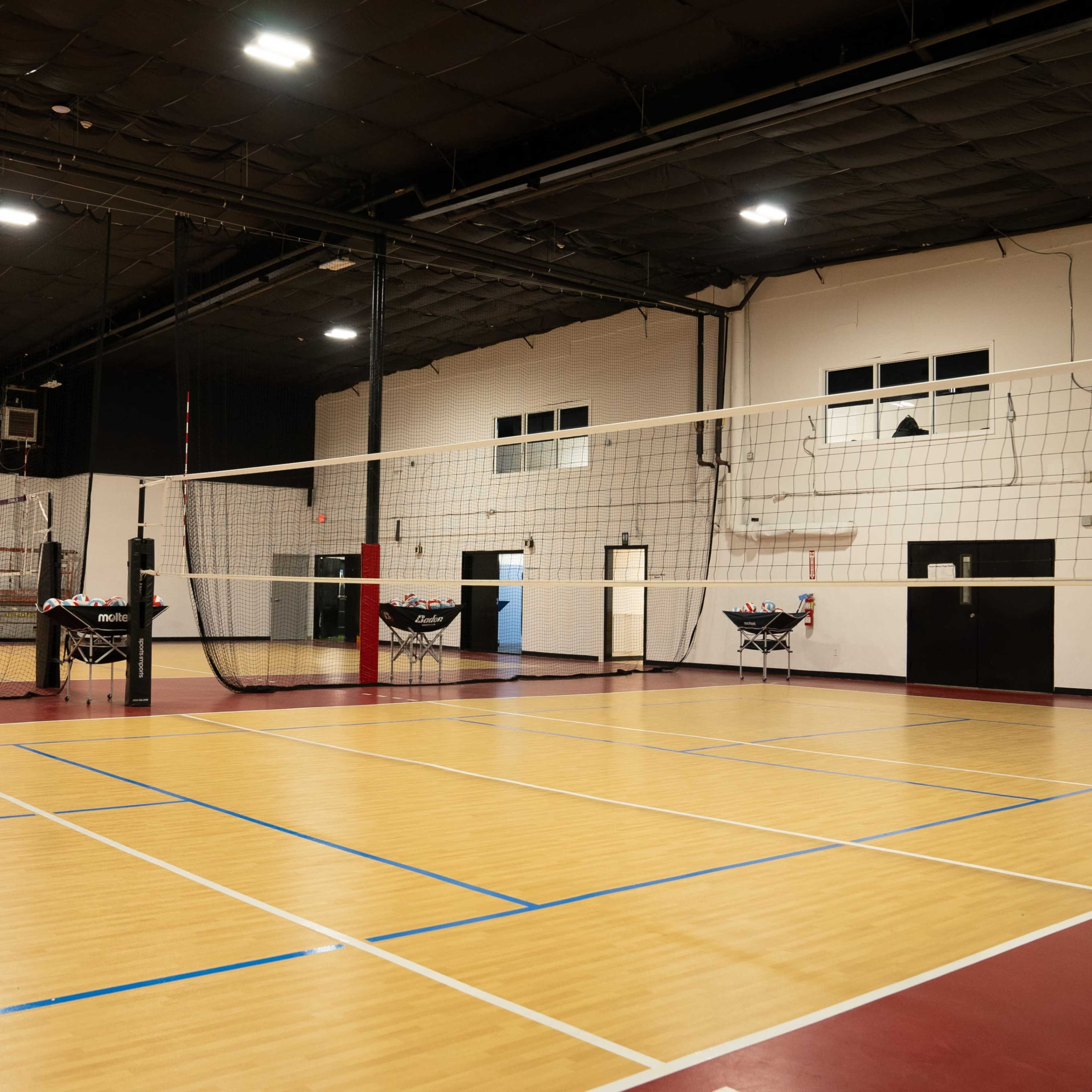 2 large open spaces in Somers, 4 gyms (2 courts + 2 courts), 15,000 square feet! Image in Somers, Westchester County, NY