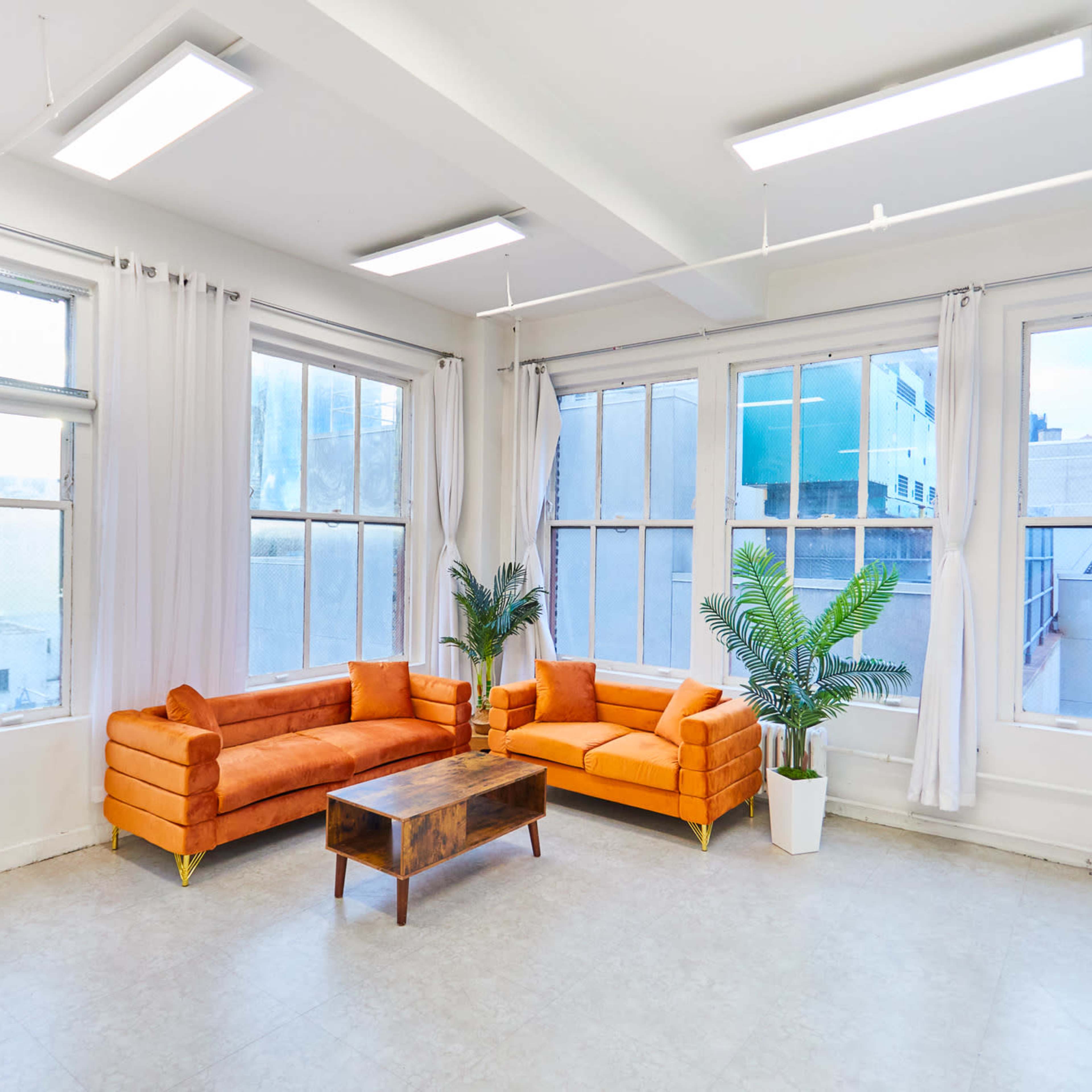 23B STUNNING VIEWS OF  MANHATTAN FOR EVENTS Image in Midtown Manhattan, New York, NY