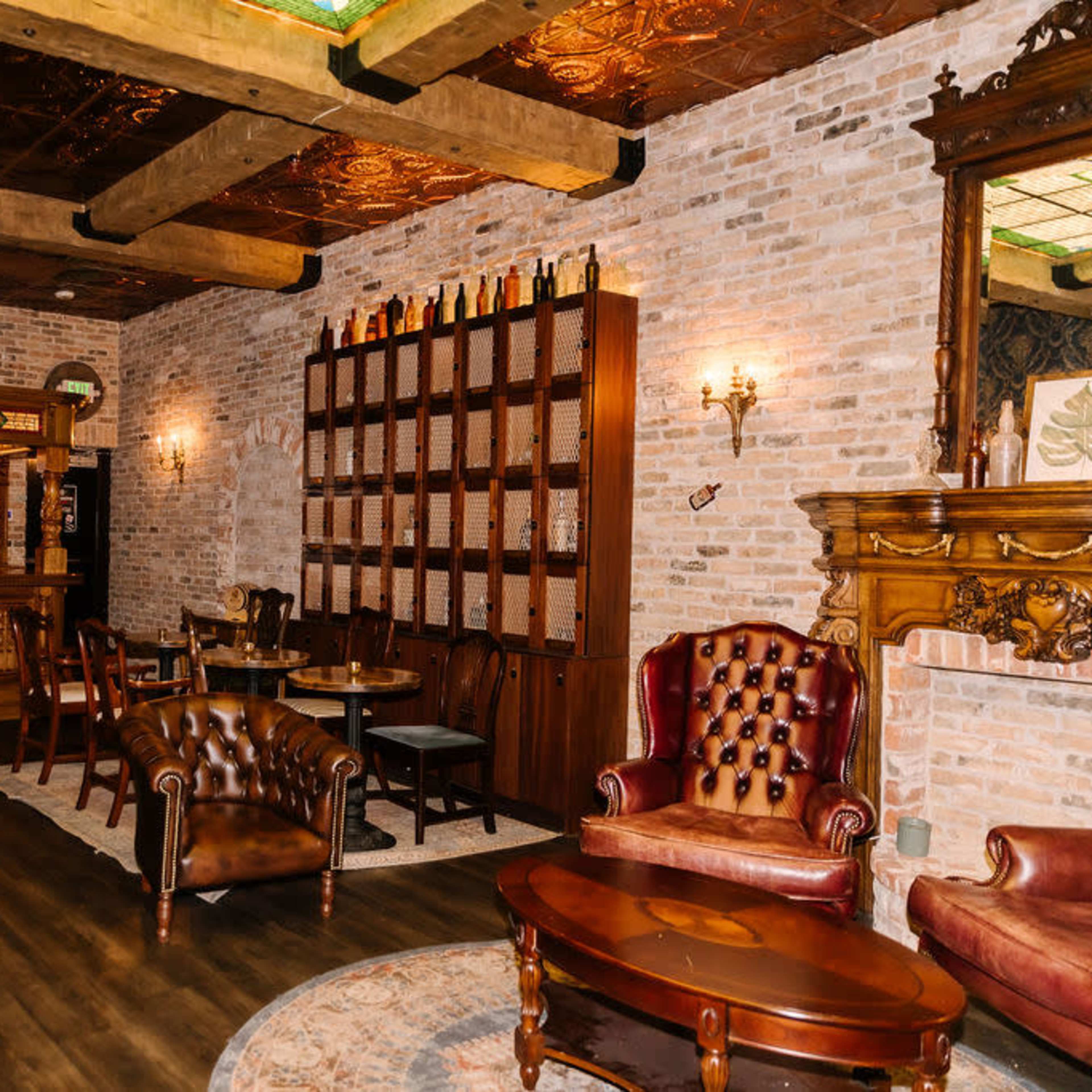 The Bearded Barber Speakeasy Image in Anthem, Anthem, AZ