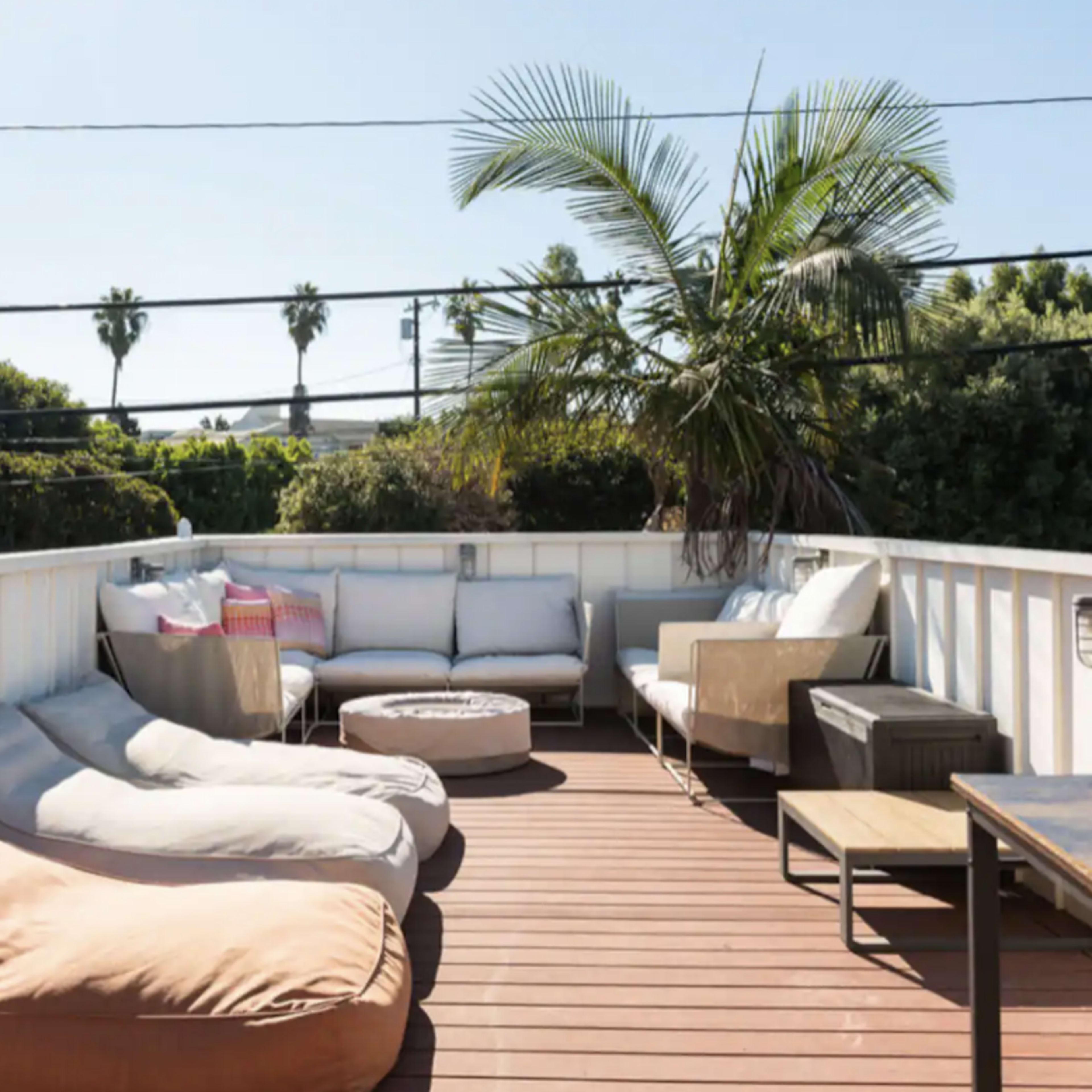 Venice Beach Bright Bungalow w/ Rooftop Deck, Detached Gym/Living Area, & Sauna/Cold Plunge Image in Venice, Los Angeles, CA