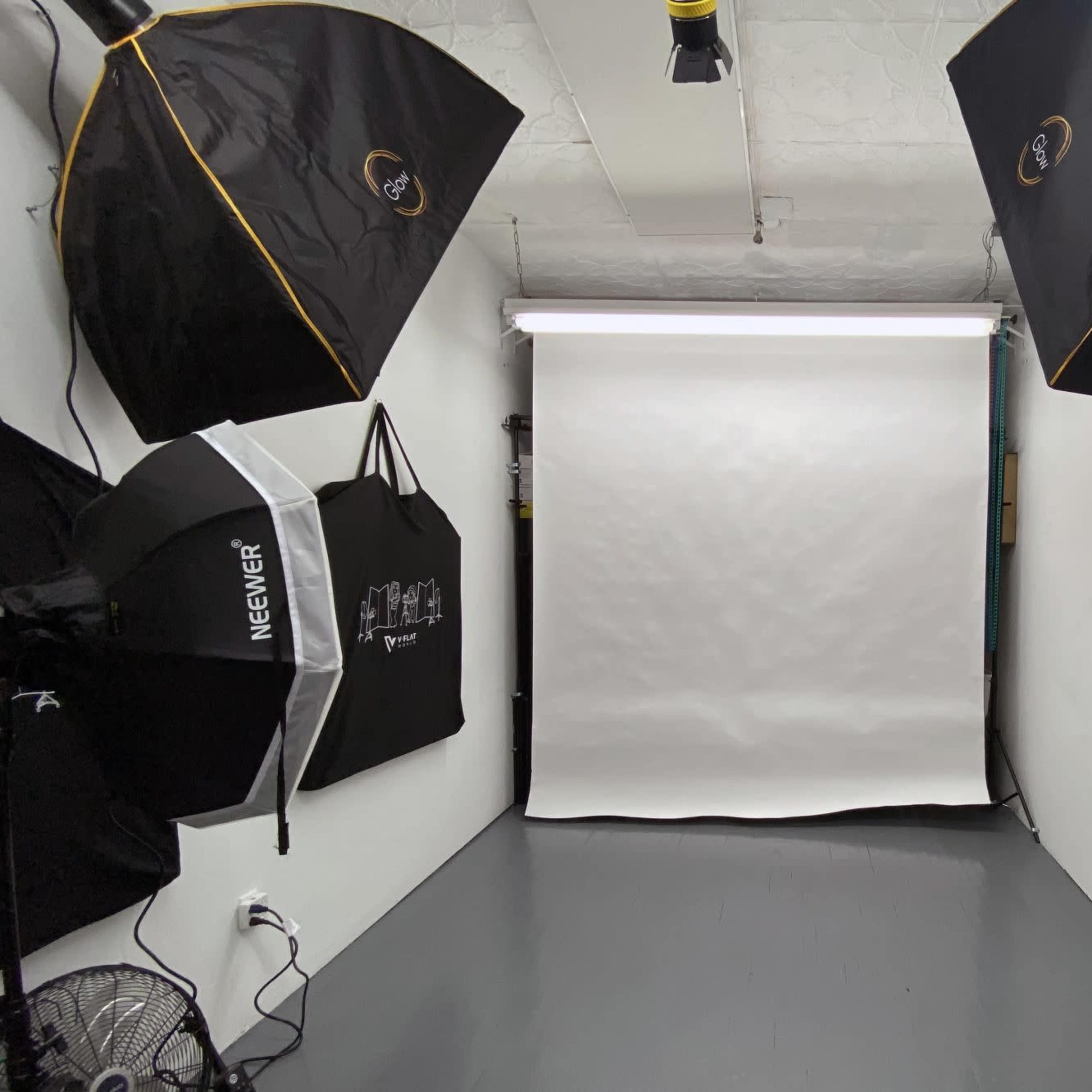 100% Autonome : Studio Video/Photo fond vert entirement équipé Image dans Lille, Lille, Hauts-de-France