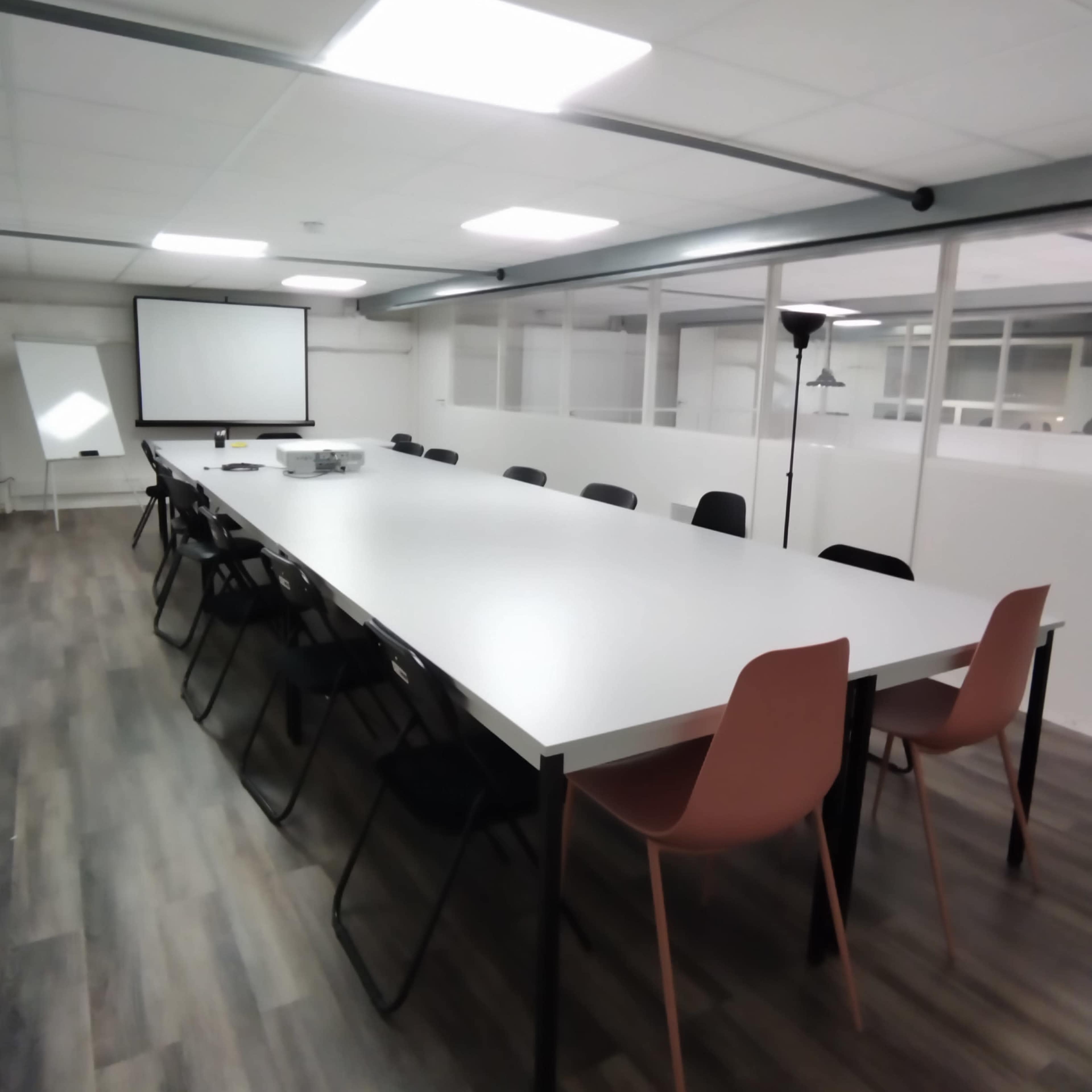 Grande salle modulable Image dans Pantin, Pantin, Île-de-France