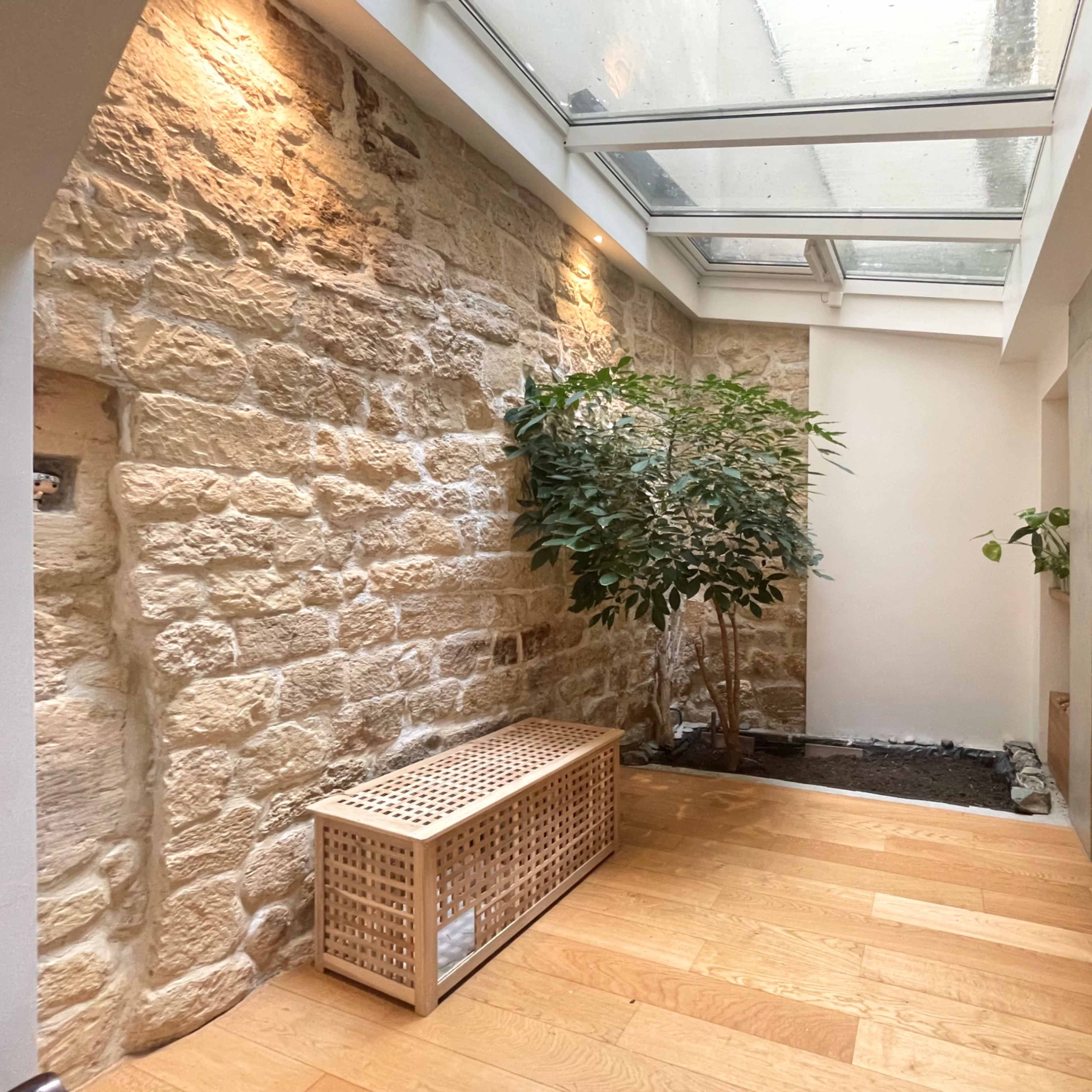 Large Versatile Studio-Style Apartment for Video Productions in the center of Paris Image dans Sentier, Paris, Île-de-France