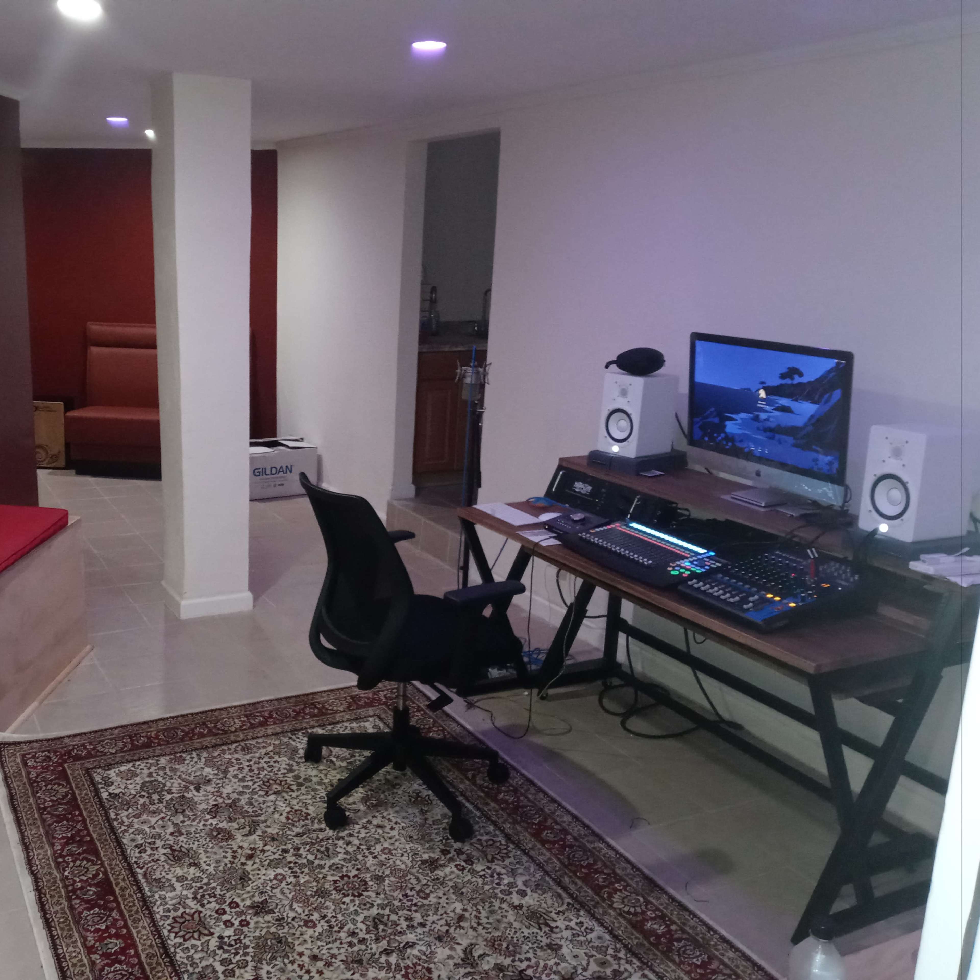 Downtown Recording Studio/Bank Vault/Photo Image in North Side, Mount Vernon, NY