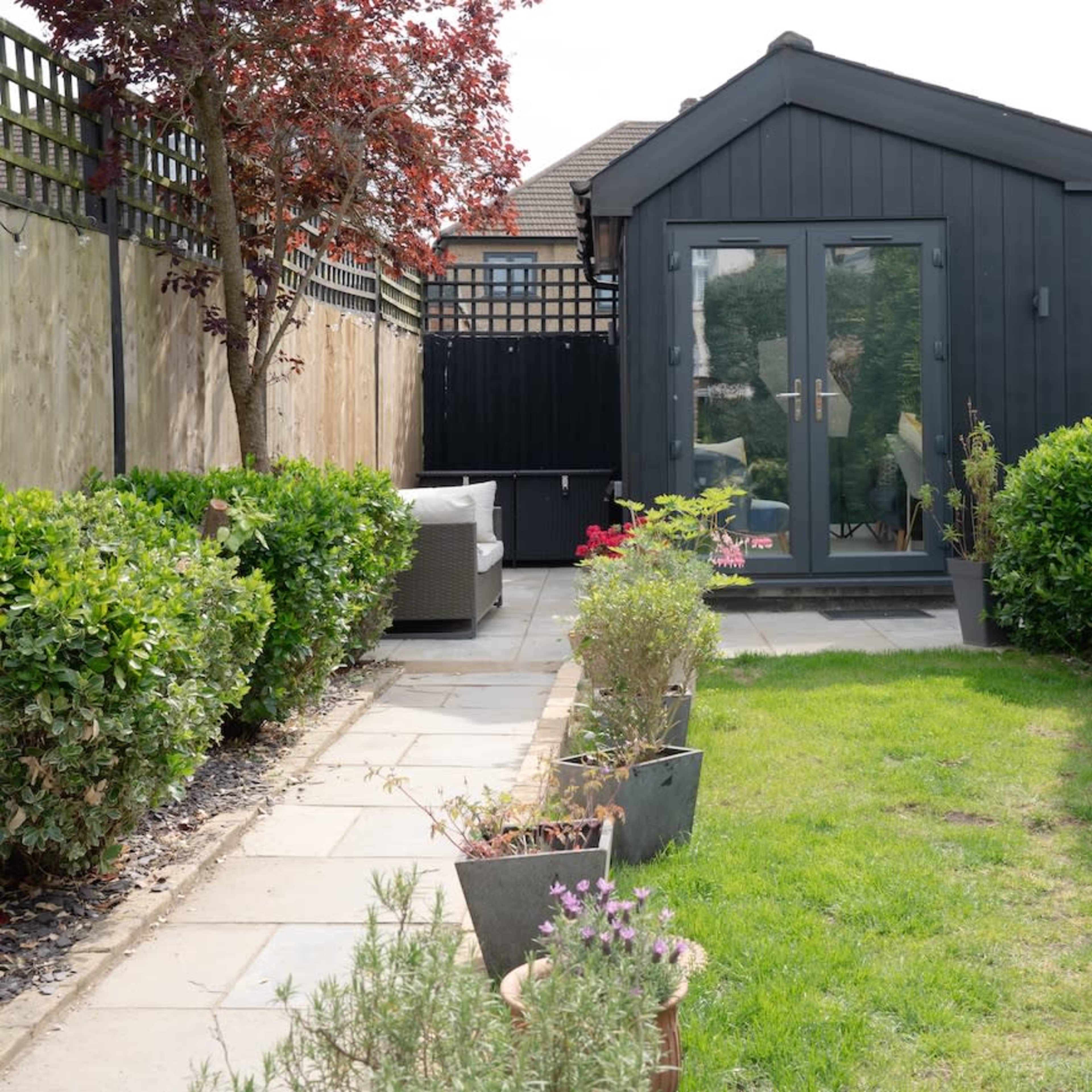 Amanda Hall Agency Image in Buckhurst Hill, Buckhurst Hill, England