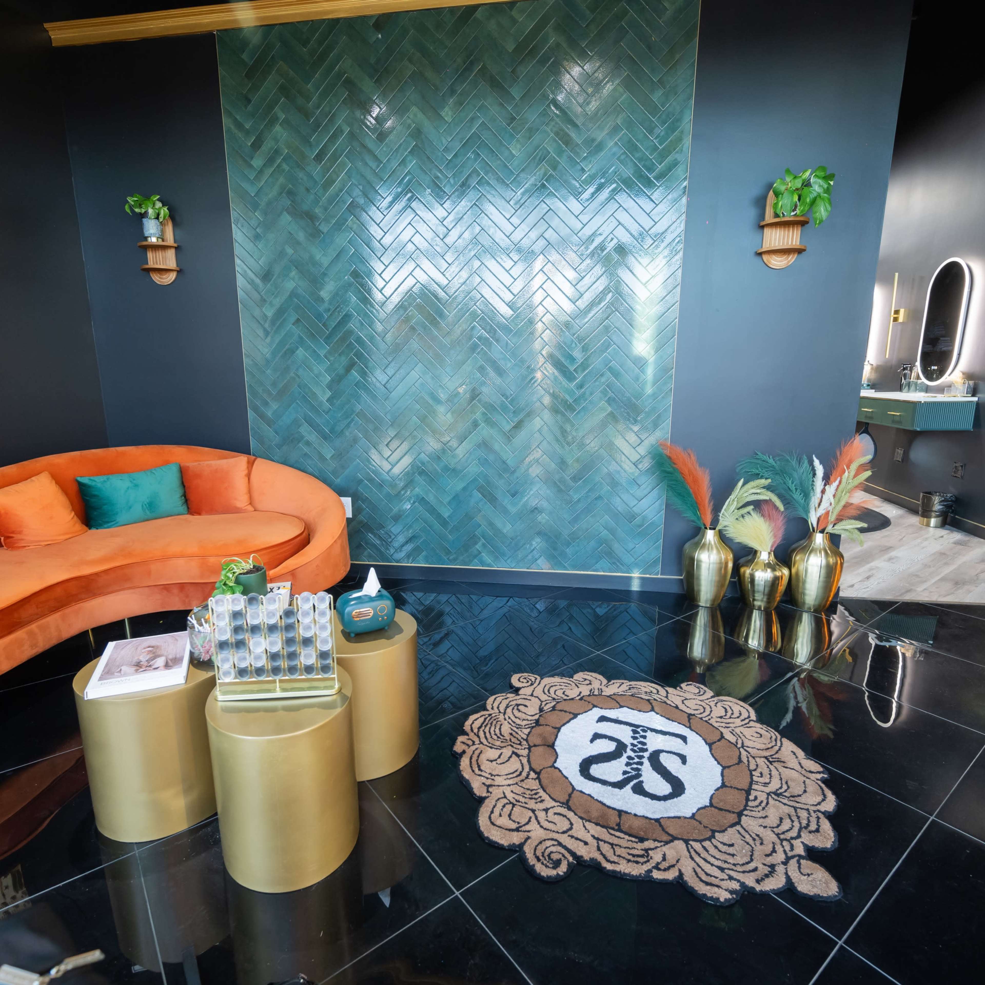 Luxary Salon Space Image in Hillen, Baltimore, MD