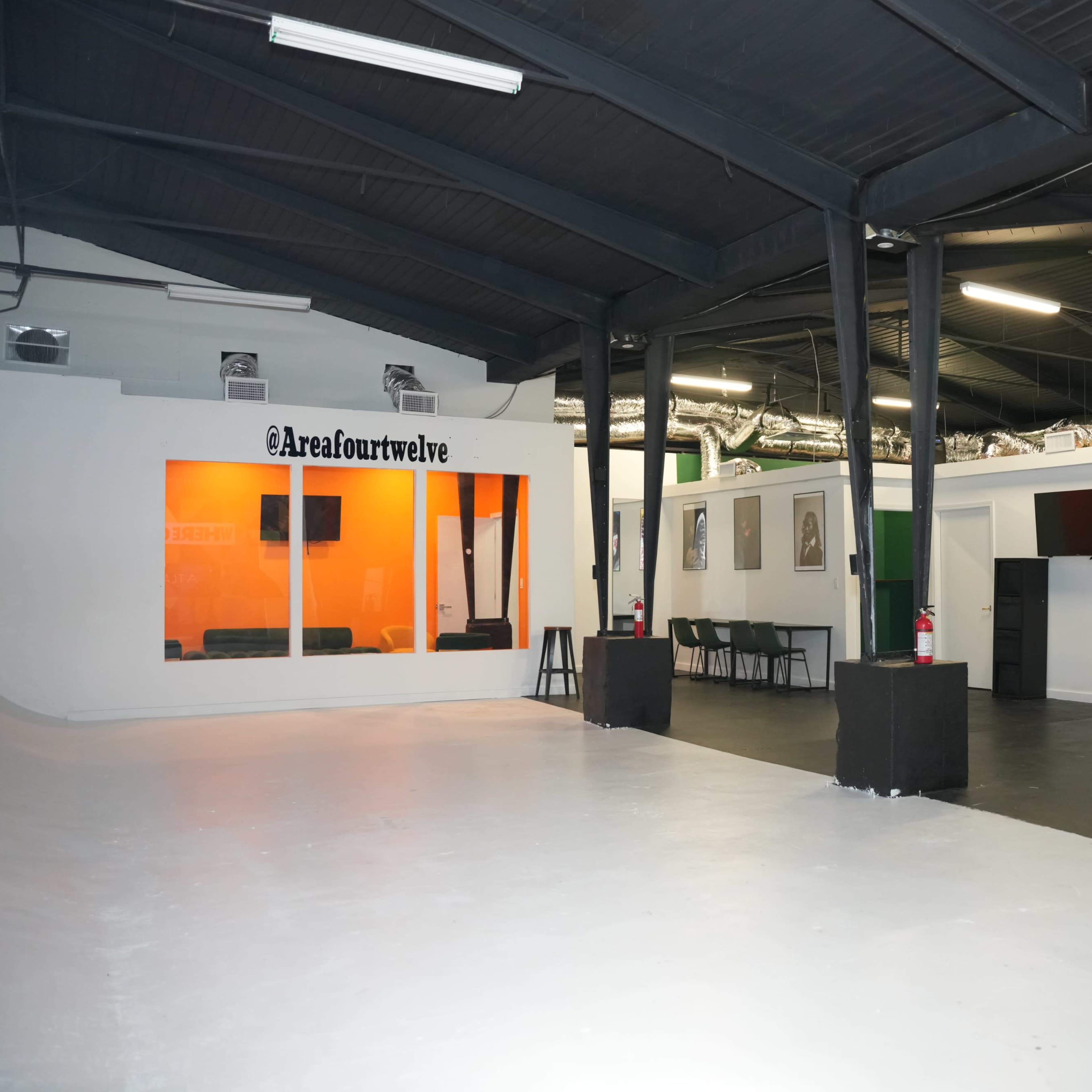 Free Street Parking – Urban Downtown Warehouse Perfect for Photography & Events Image in Pittsburgh, Atlanta, GA