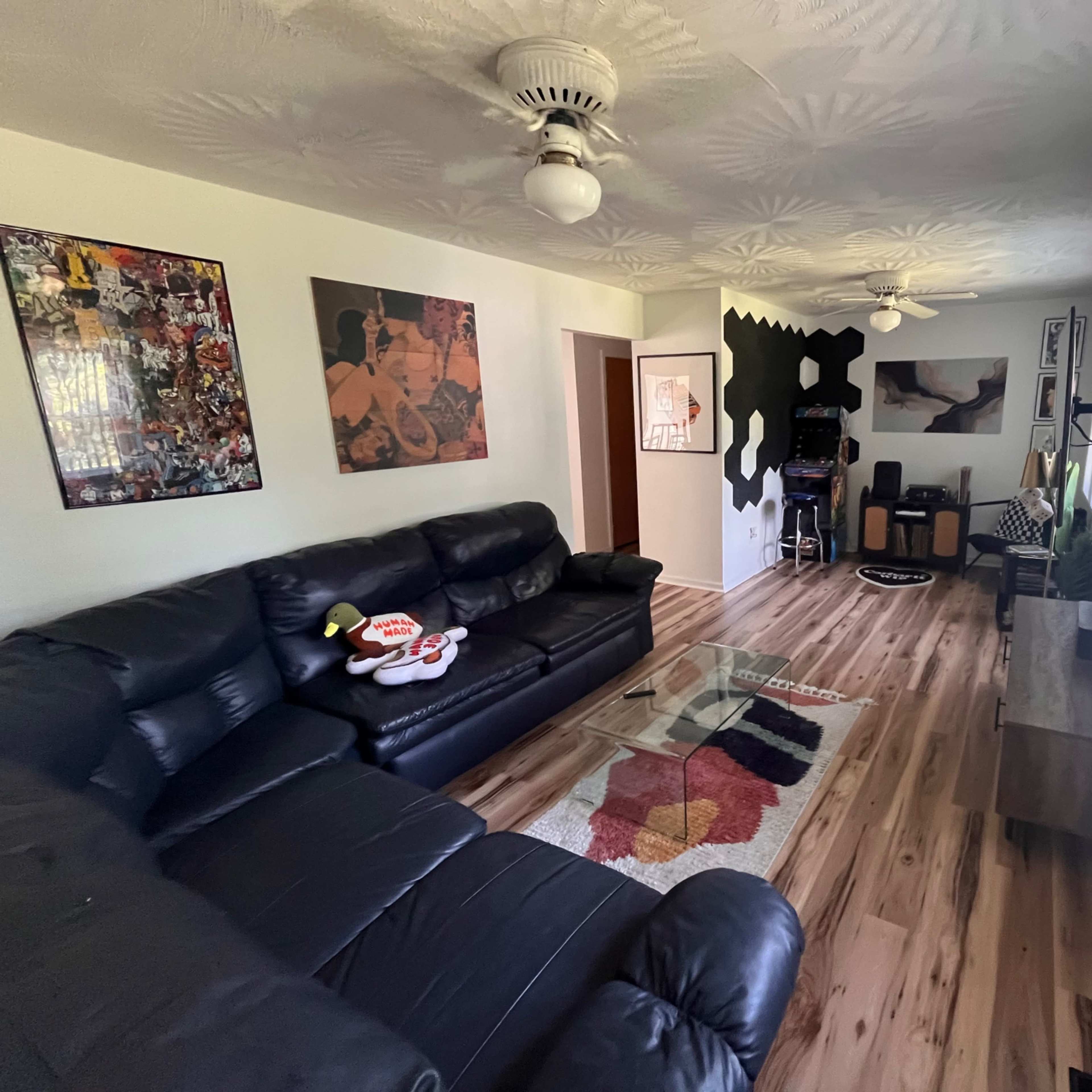 Charming Ranch-Style Home with Spacious Interiors in Quiet Neighborhood Image in Briarfield, Hampton, VA