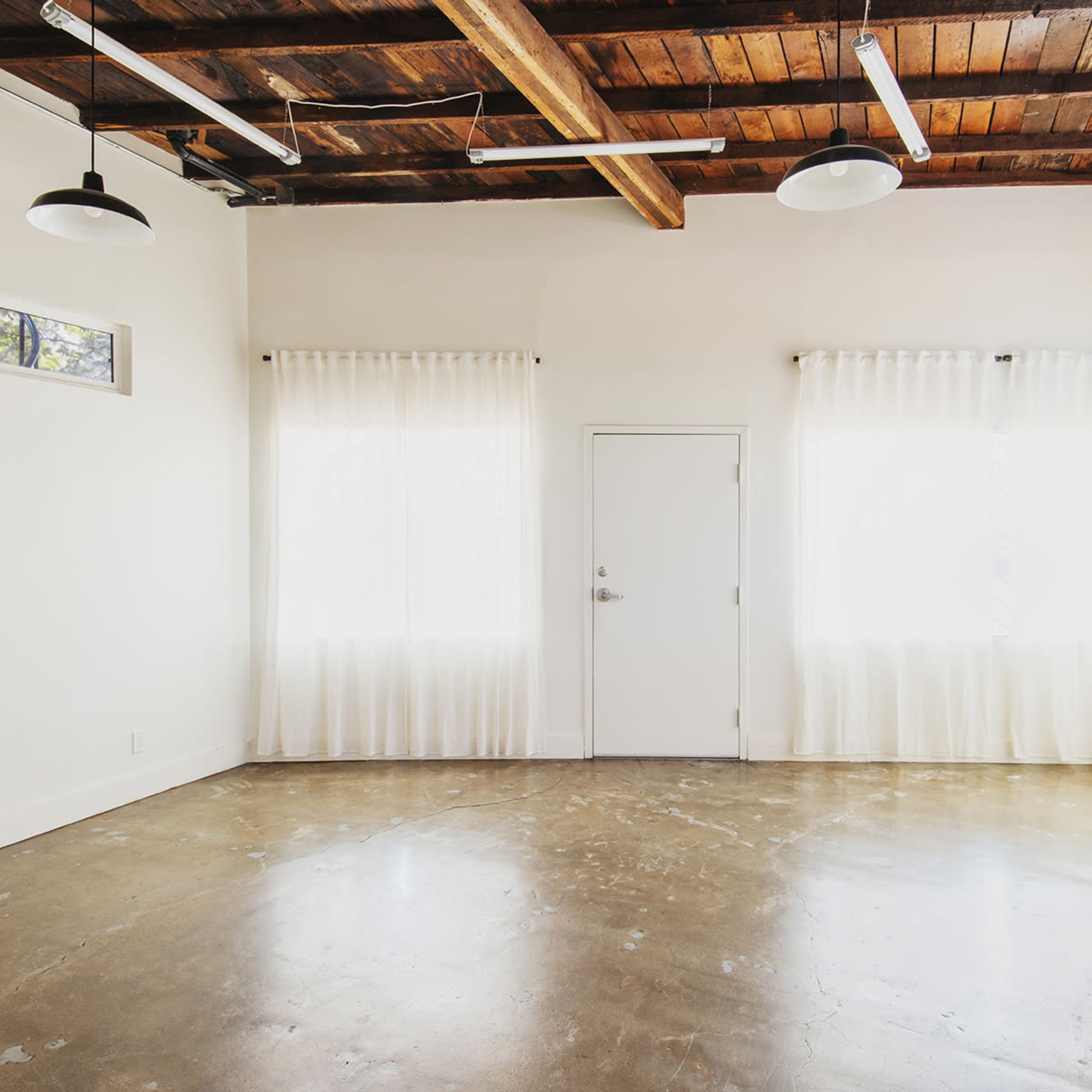 @Shallow_Bath Image in Northeast Los Angeles, Los Angeles, CA