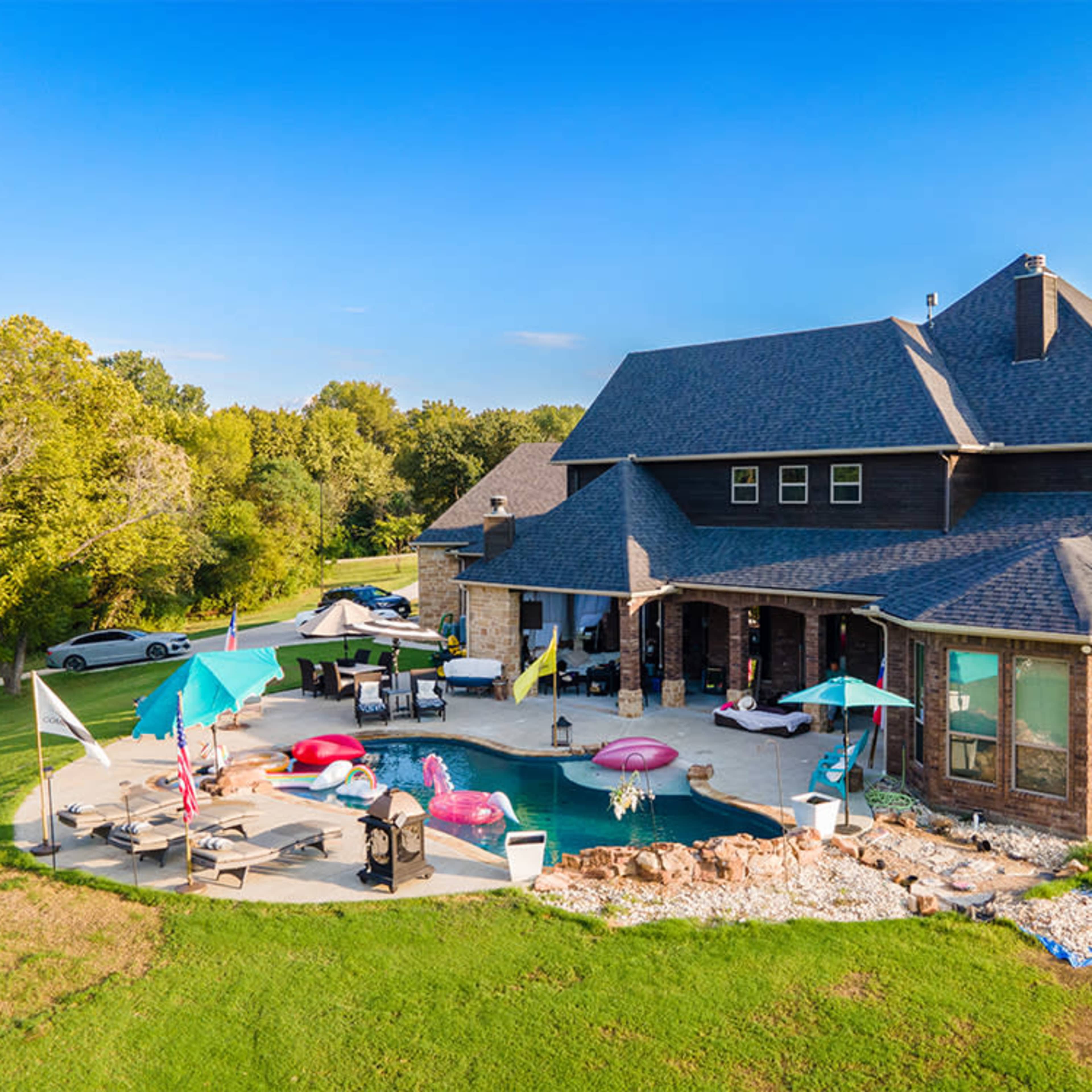 Fort Worth Luxury Estate Image in , Azle, TX