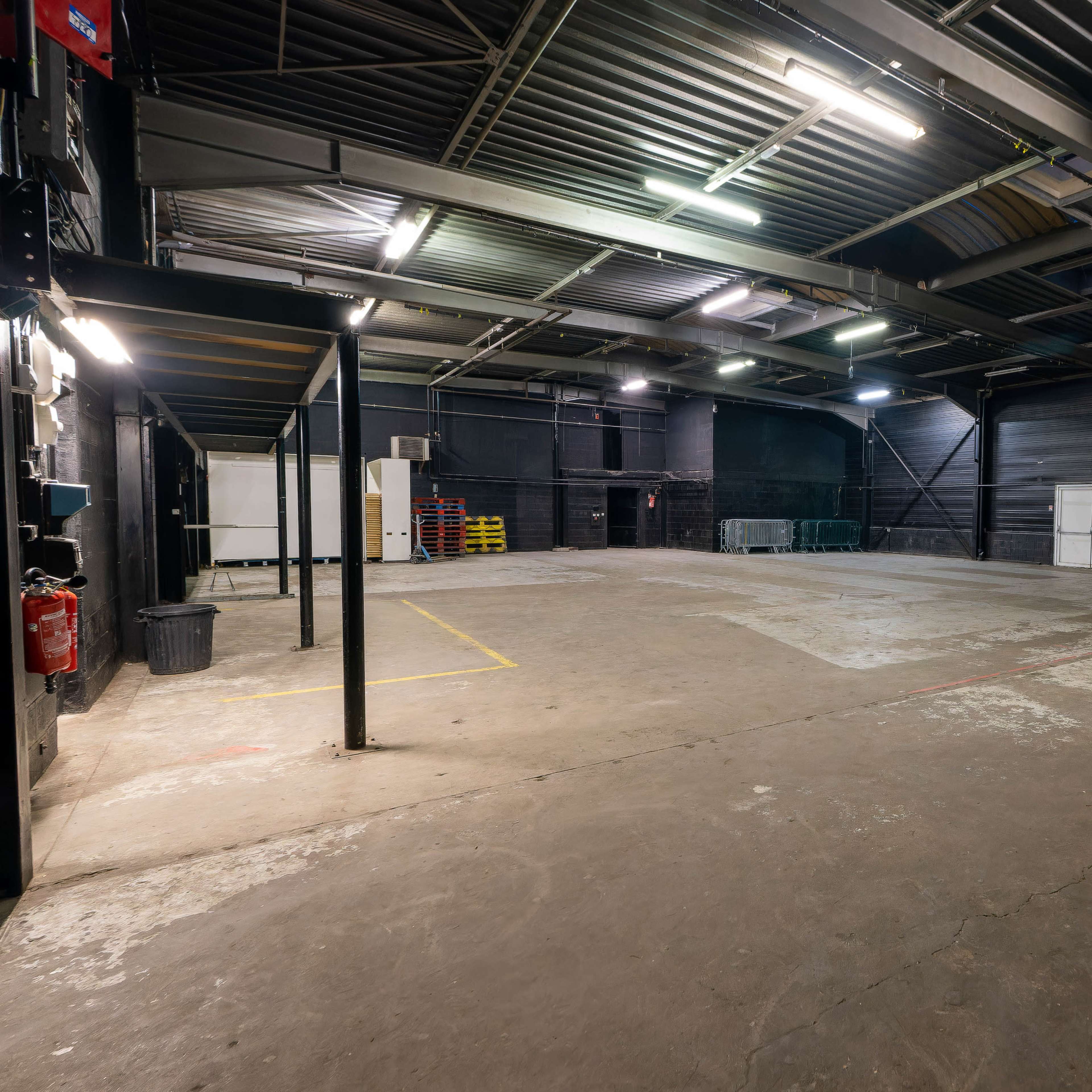 Studio de production spacieux en zone isolée Image dans Argenteuil, Argenteuil, Île-de-France