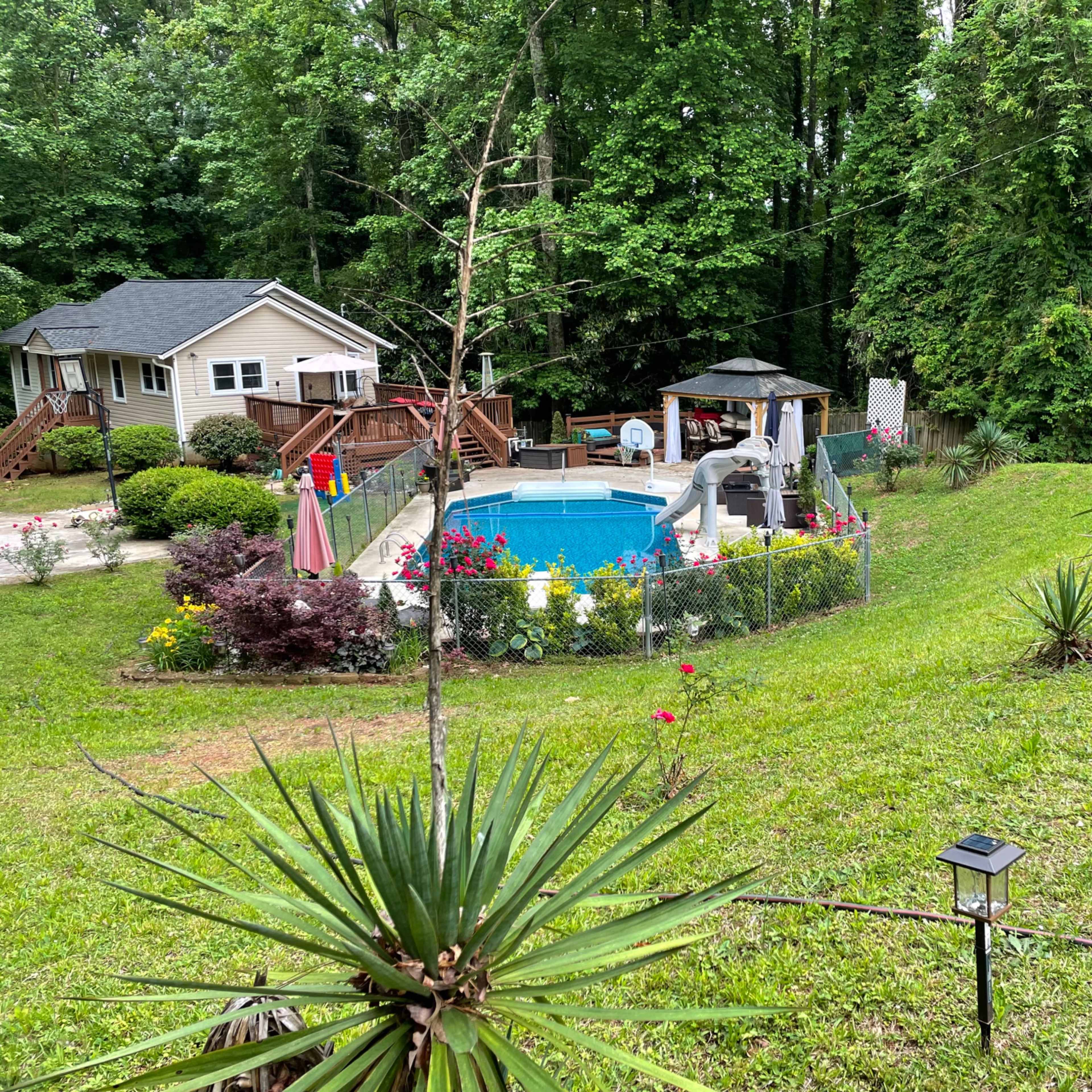 Large Outdoor & Pool Home Close to Airport Image in Sandtown, Atlanta, GA