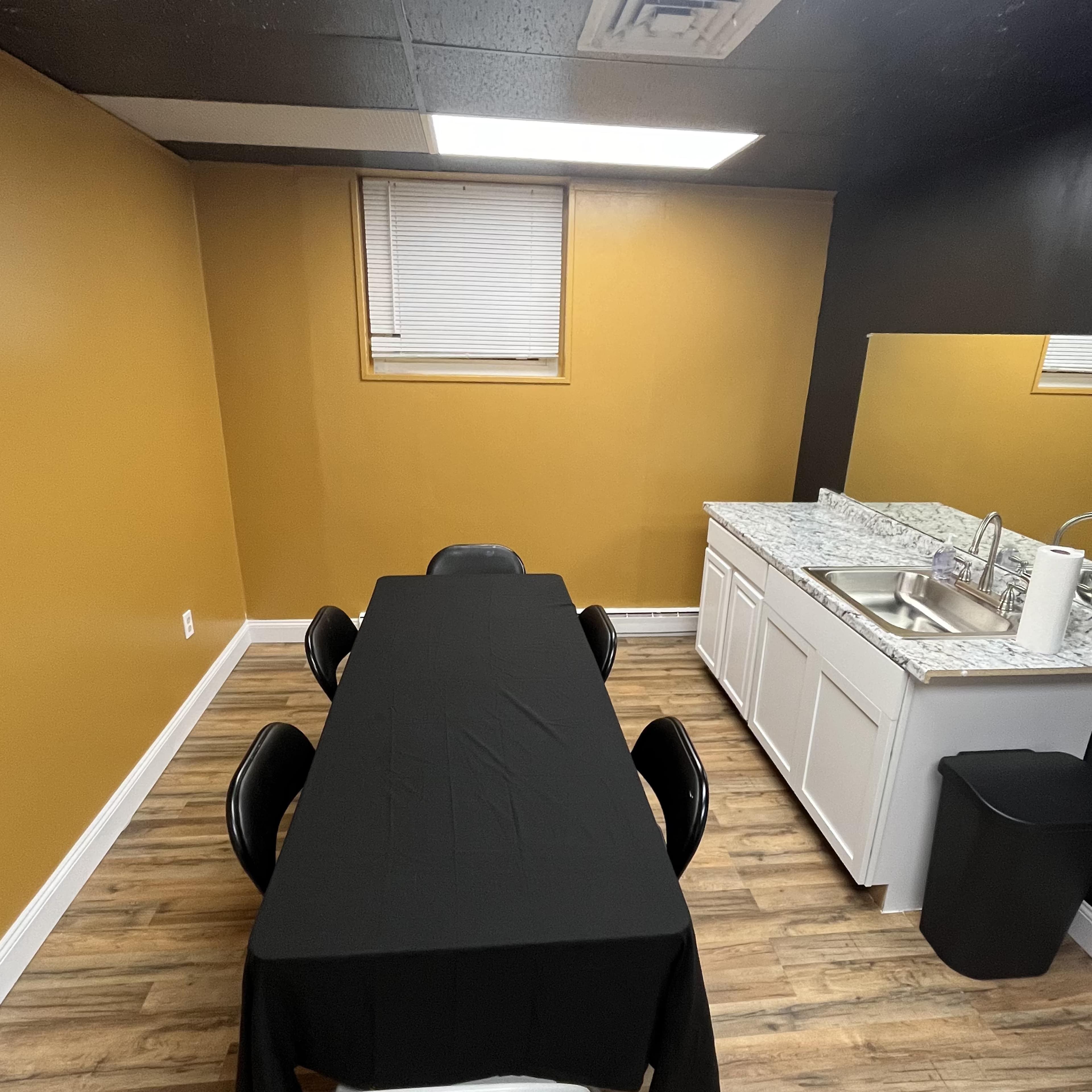 Intimate Meeting & Massage Therapy Space Image in West Haven, West Haven, CT