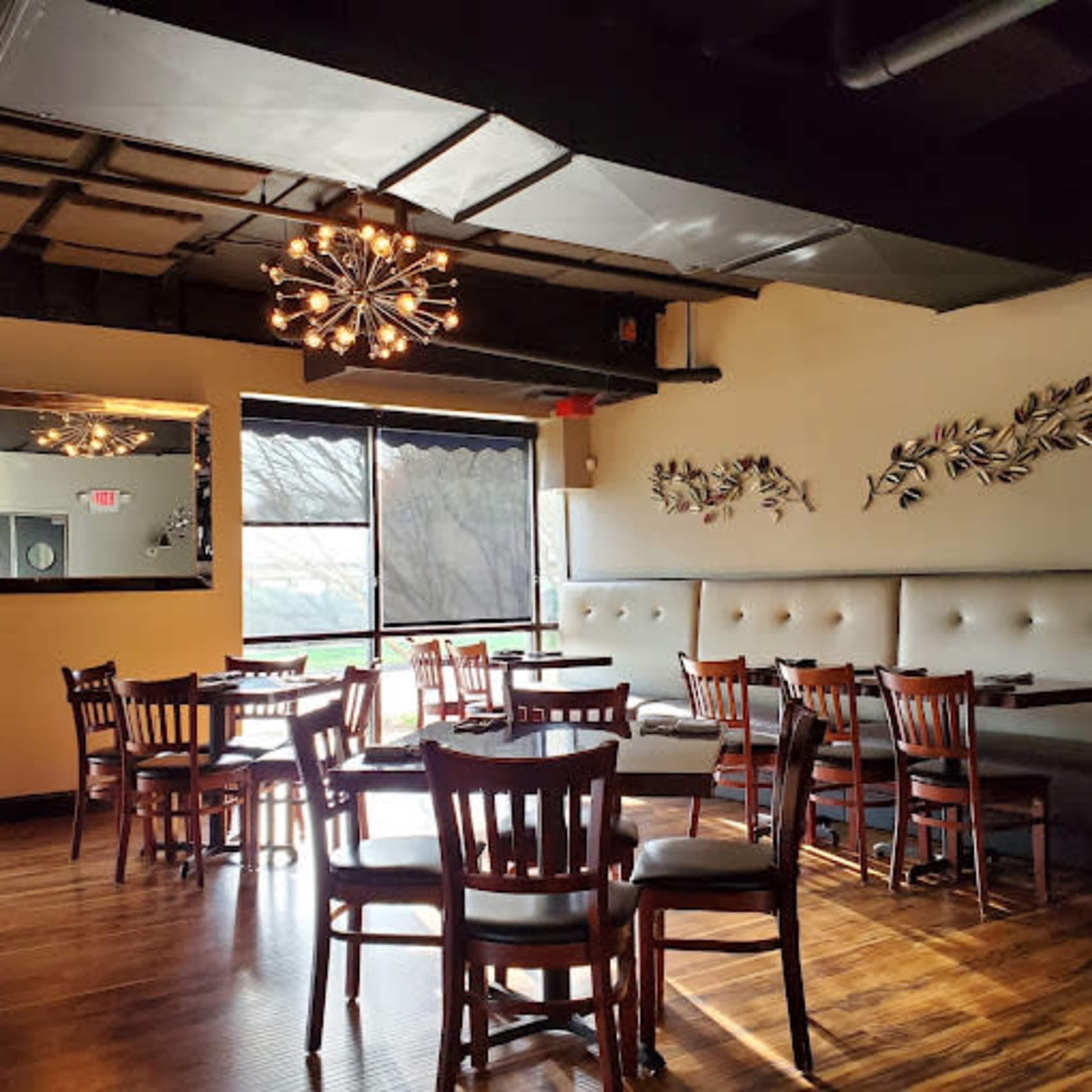 Private Room at Full Service Fine Dining Restaurant Image in Hickory, Hickory, NC