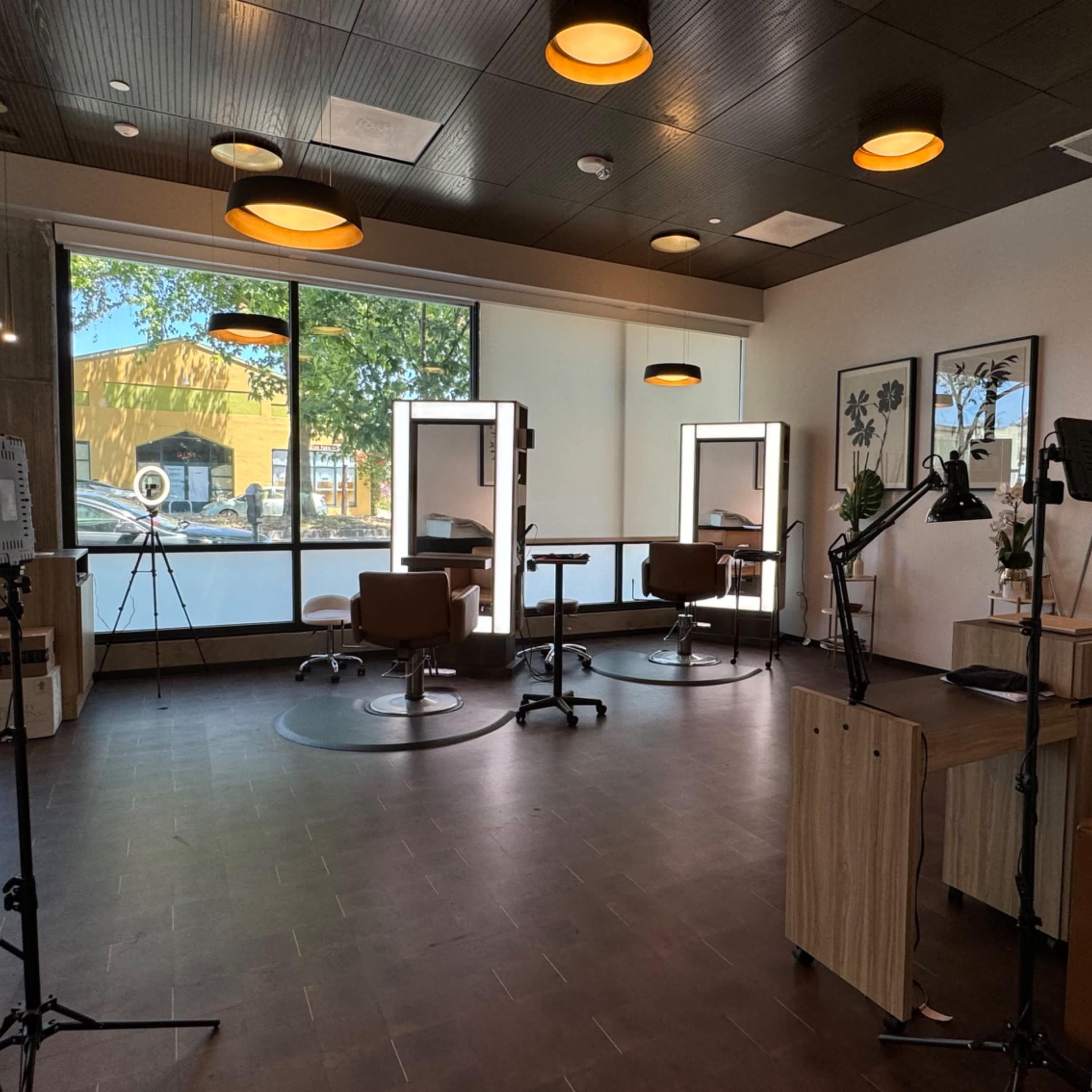 Downtown Charming Hair Salon Image in Southwest Berkeley, Berkeley, CA
