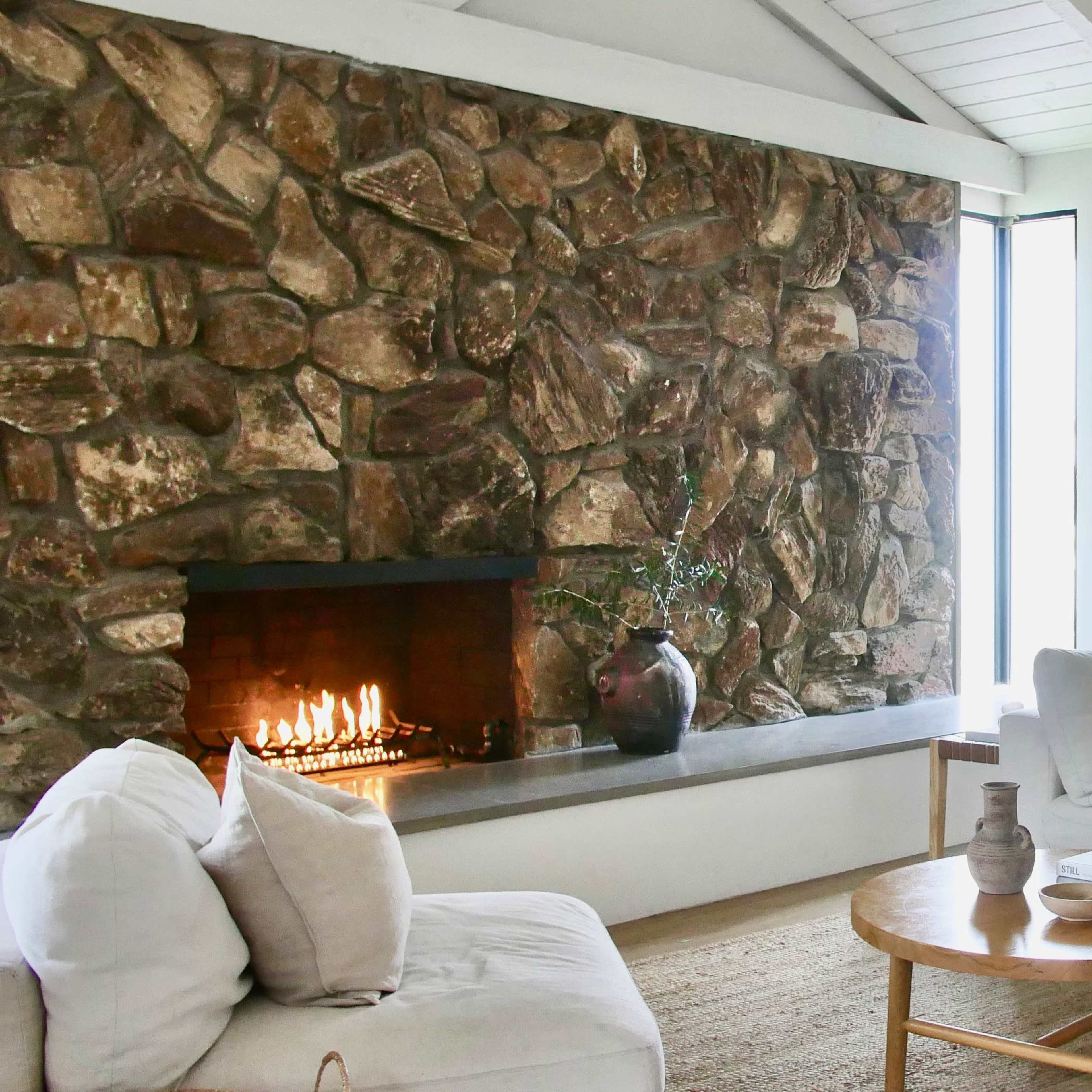 Bright & Modern Minimalist Home | Open Concept Image in Orange, Orange, CA