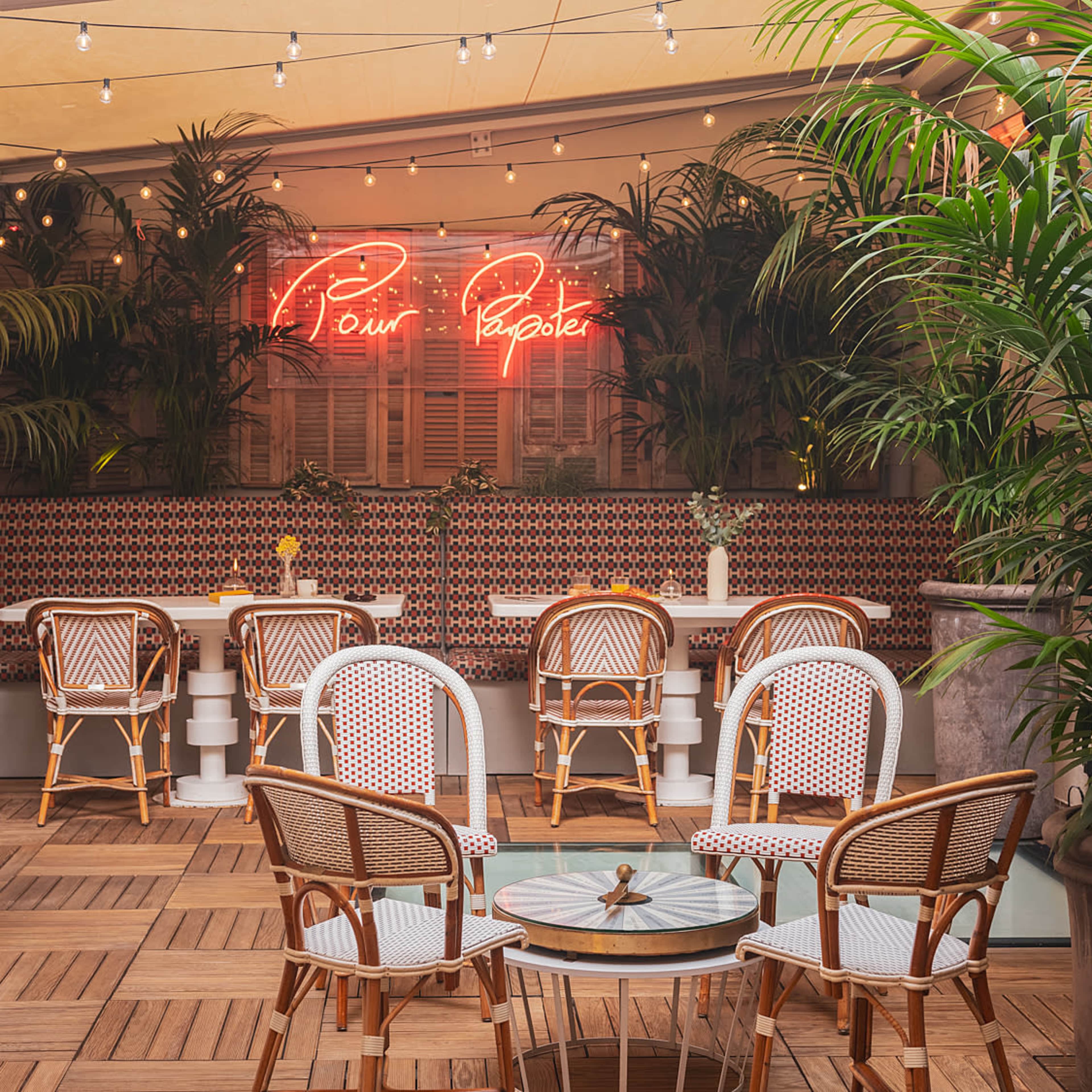 Salle avec Patio végétalisé à 2 pas de Montparnasse Image dans Plaisance, Paris, Île-de-France