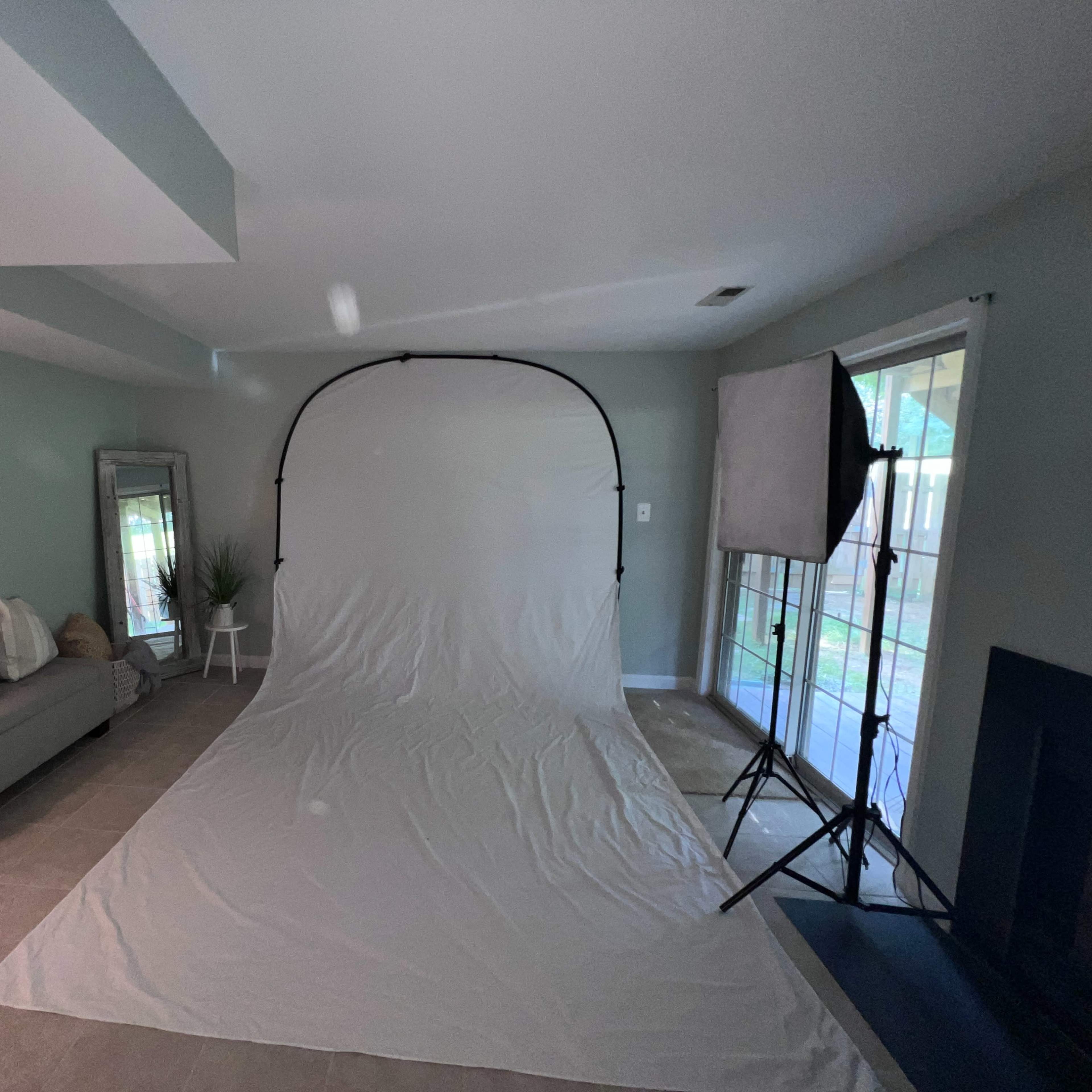 Suburban Studio with Multiple Spaces Image in , Fredericksburg, VA