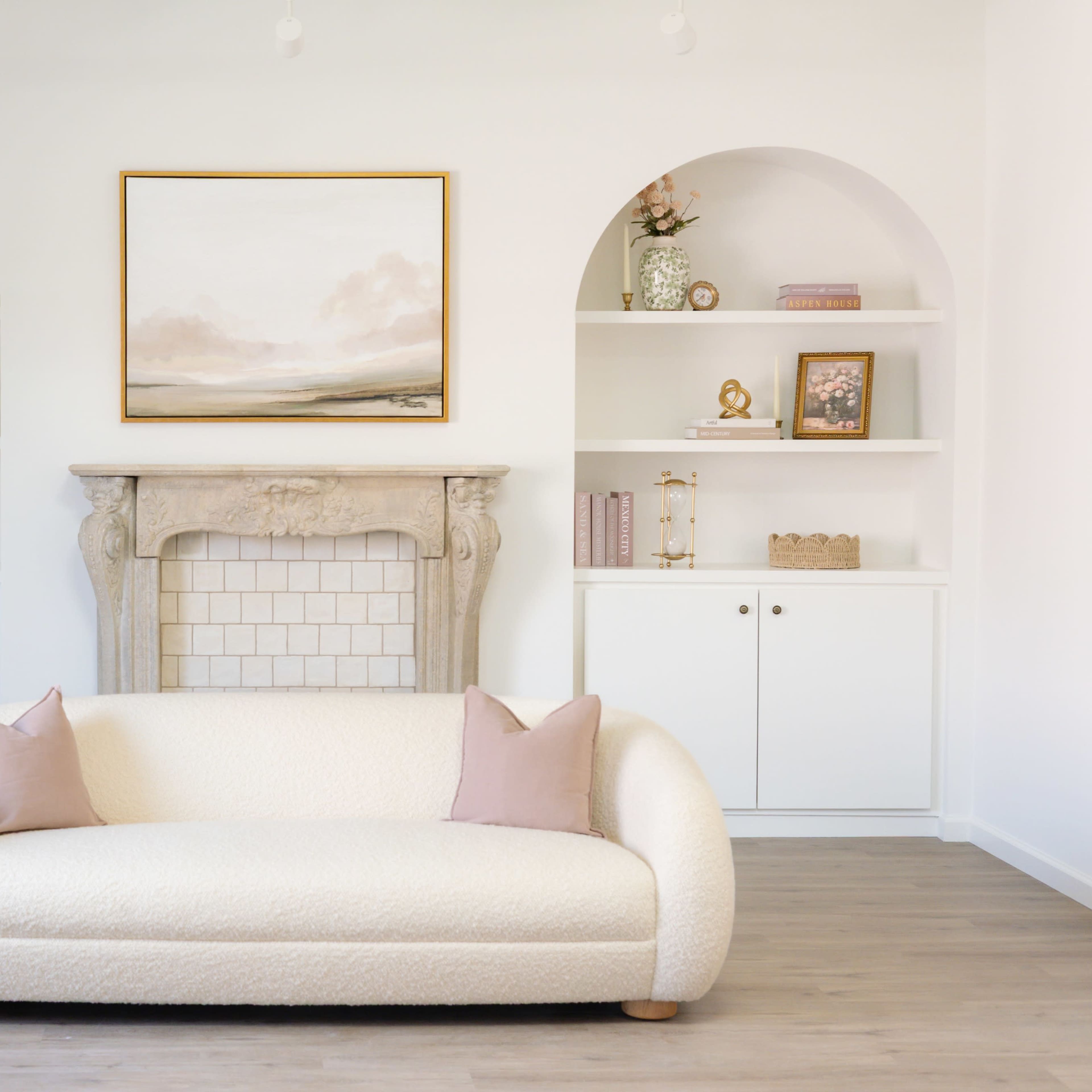 Large natural light photo & events studio with chic sets, classic backdrops, dressing room & makeup vanities Image in Bedford, Bedford Hills, NY