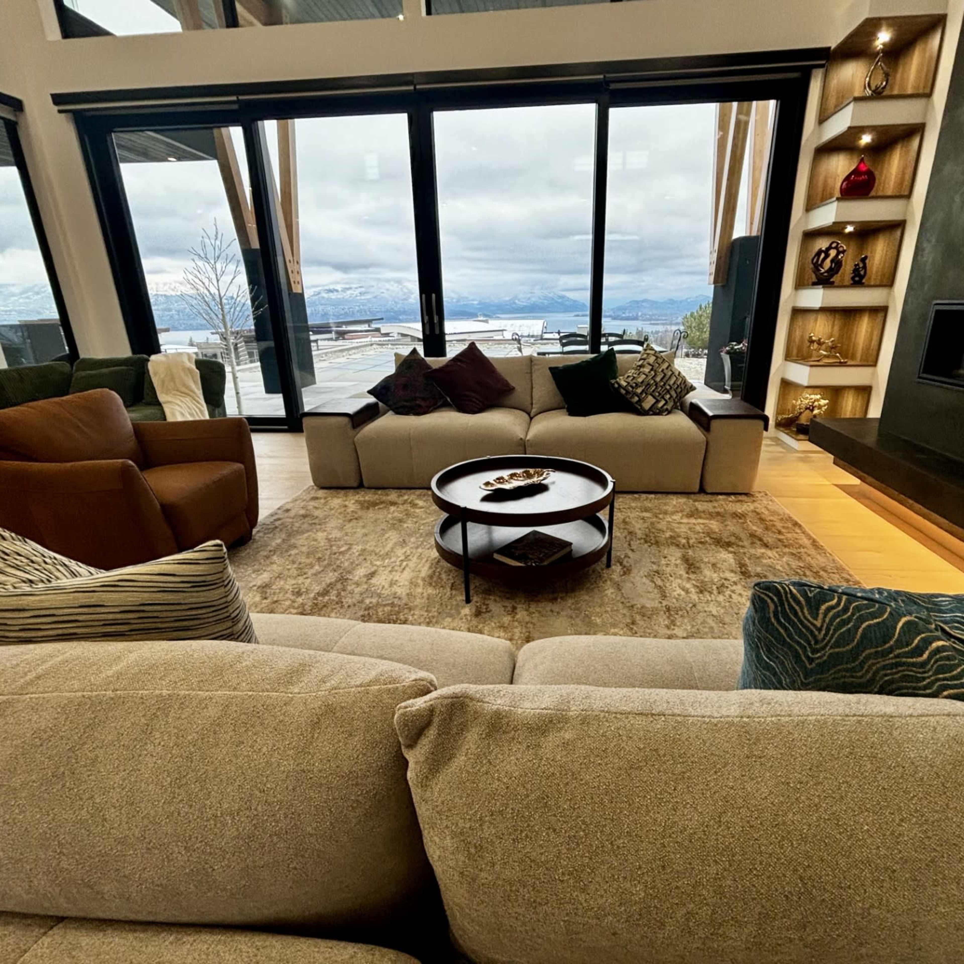 180 degree lake view house on a hill in a high end neighbourhood Image in Southwest Mission, Kelowna, BC