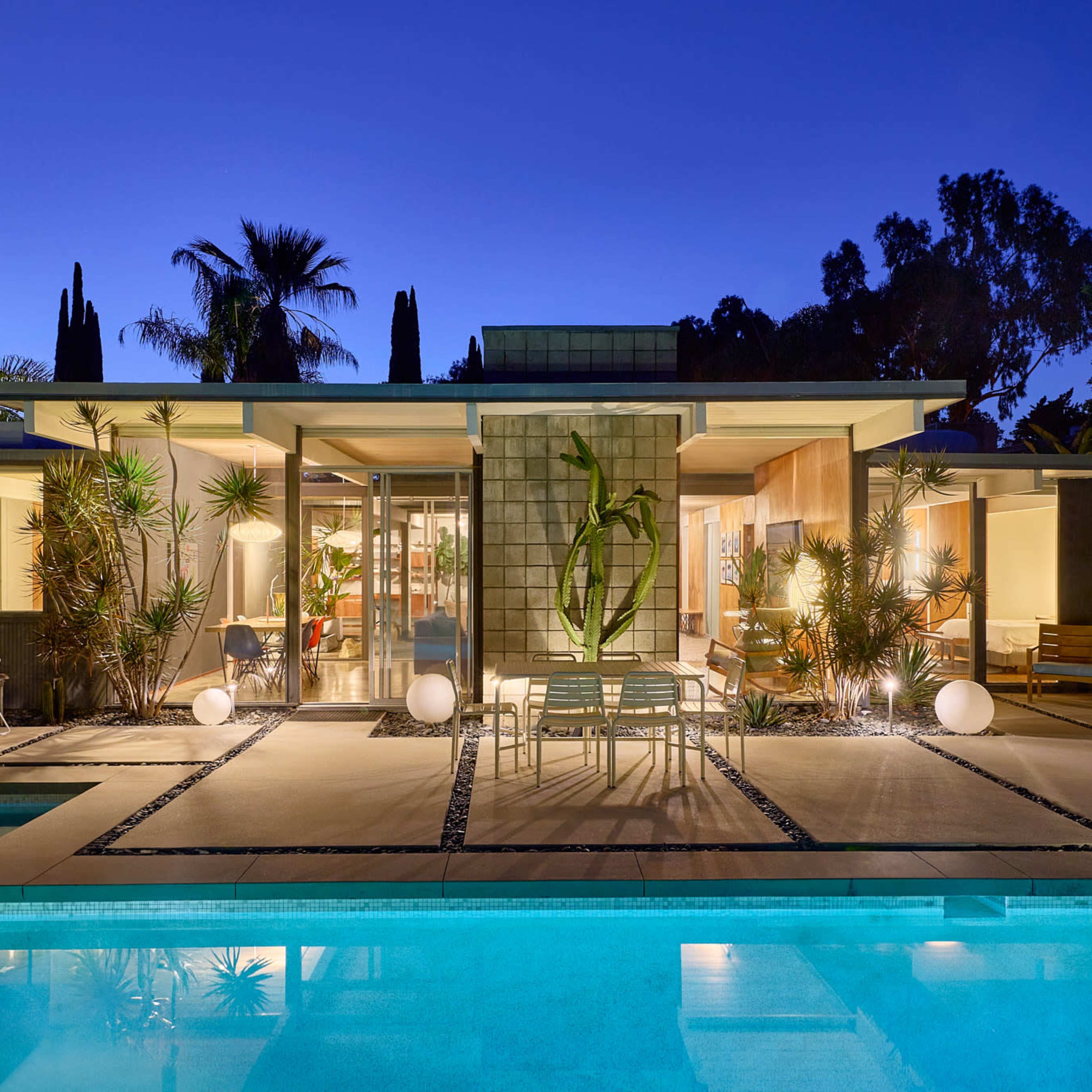 Eichler House T.O. Mid century modern with Pool, Jacuzzi and Mountain View Image in Thousand Oaks, Thousand Oaks, CA