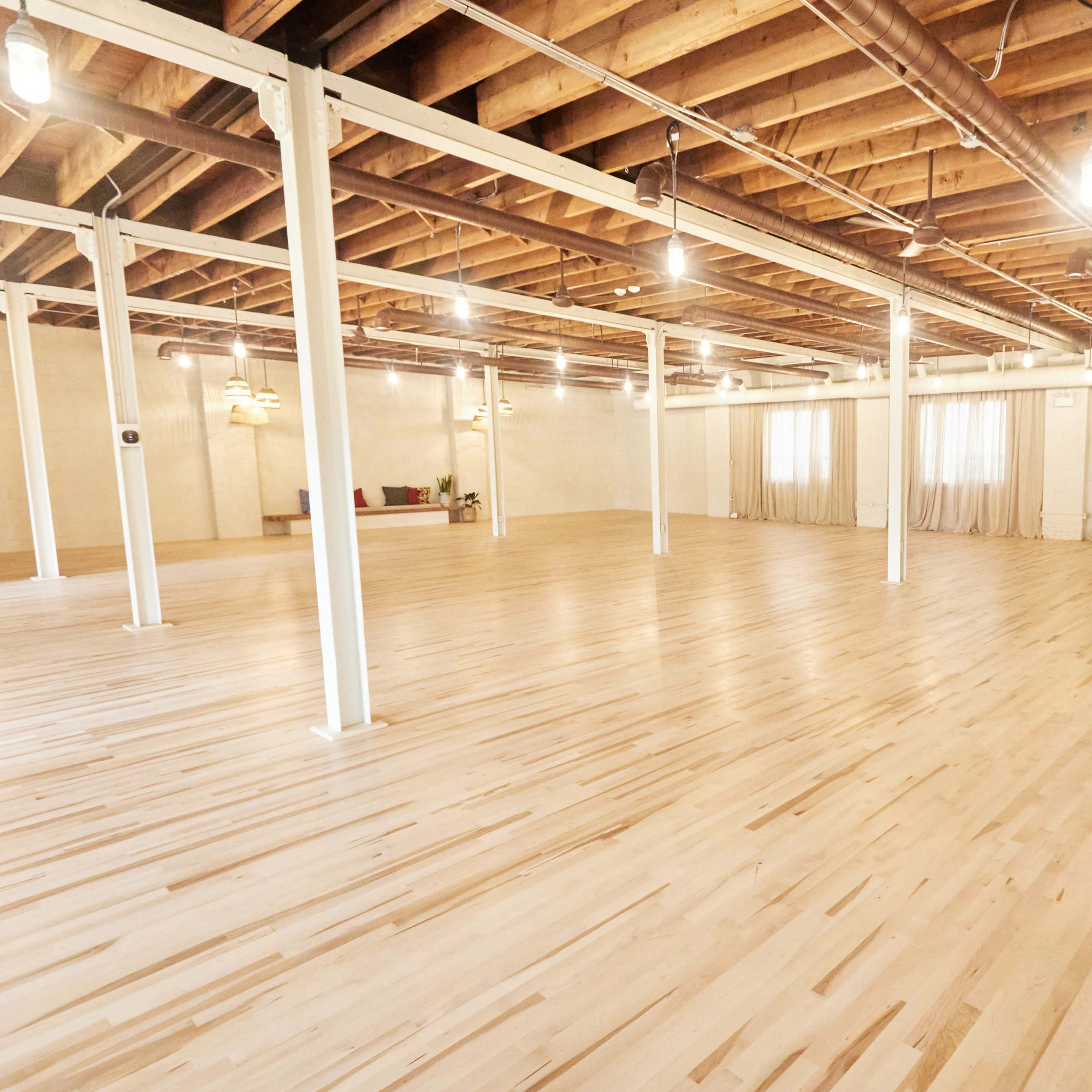 Boutique Fitness and Dance Studio Image in Leslieville, Toronto, ON