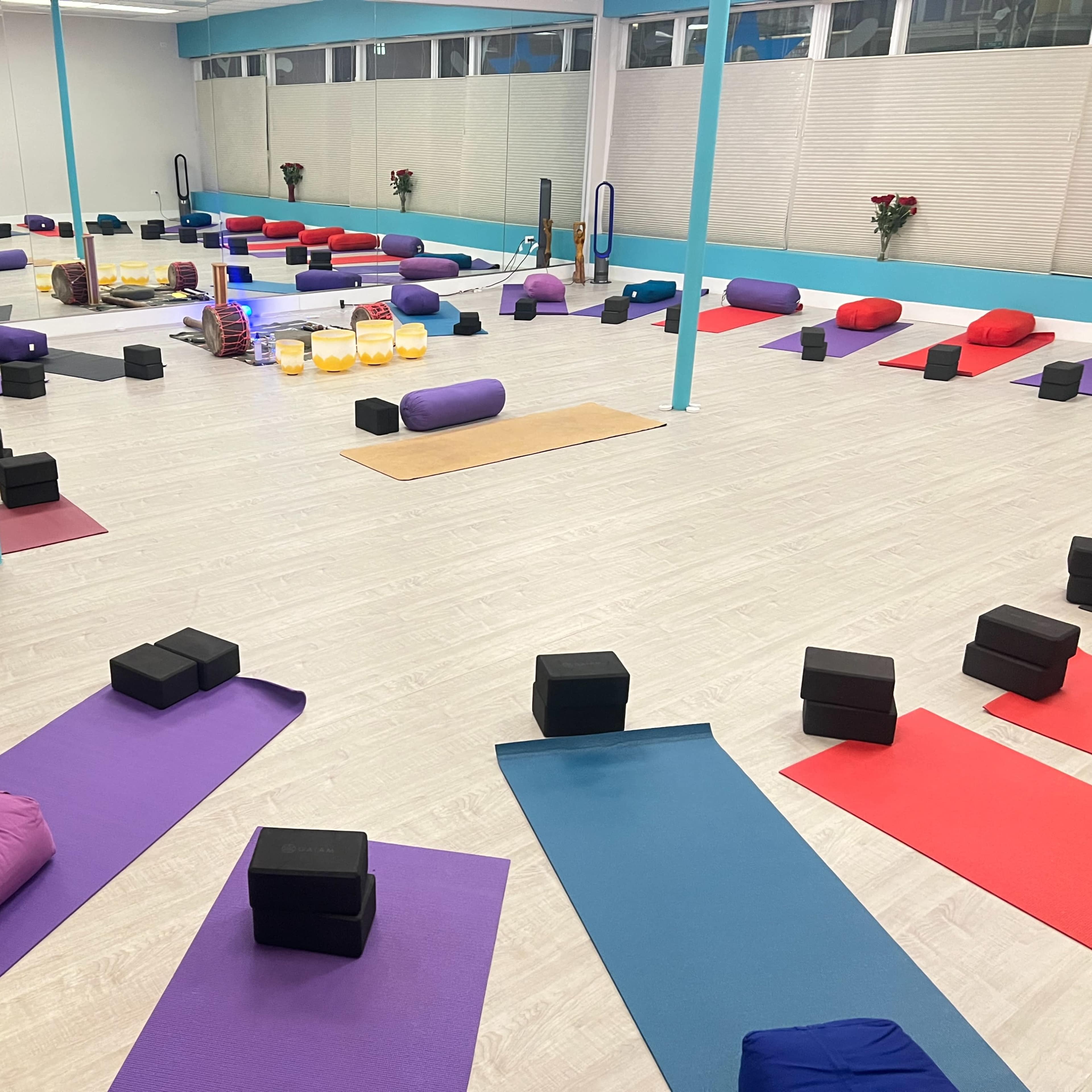 Intimate and Inviting Yoga Studio Image in South Side, Chicago, IL