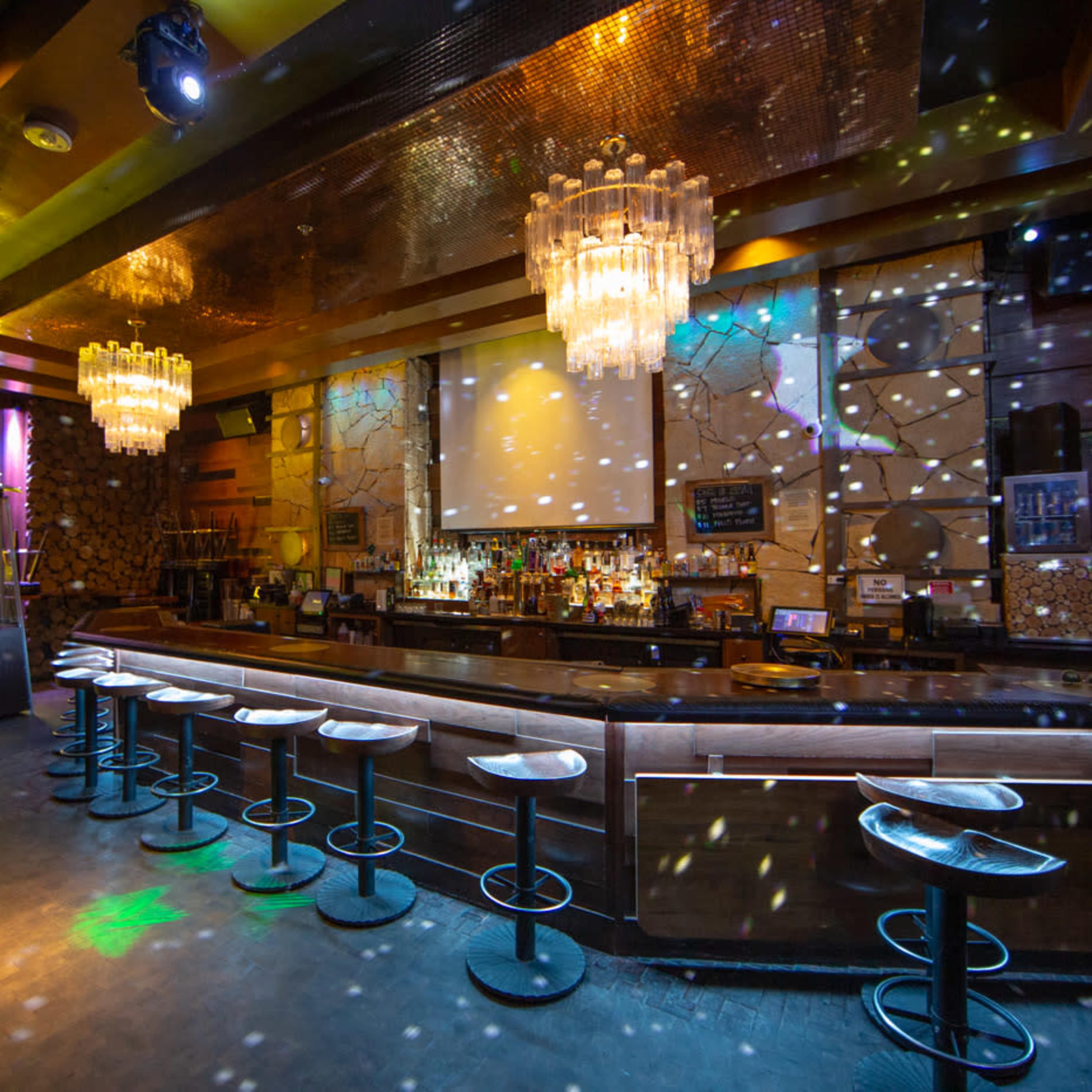 DTLA Lounge Bar Image in Central LA, Los Angeles, CA