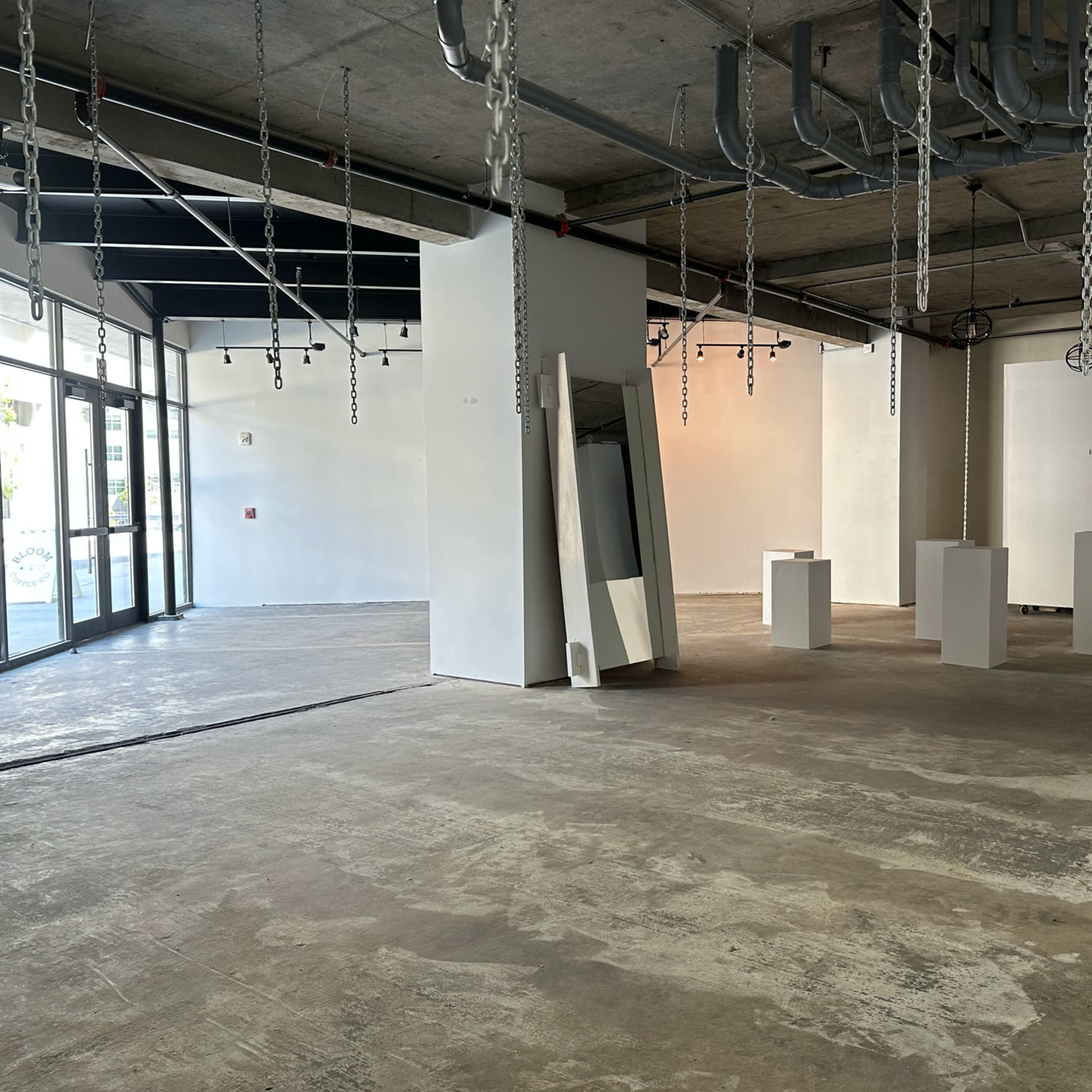 Spacious, blank canvas Showroom Image in Buckhead, Atlanta, GA