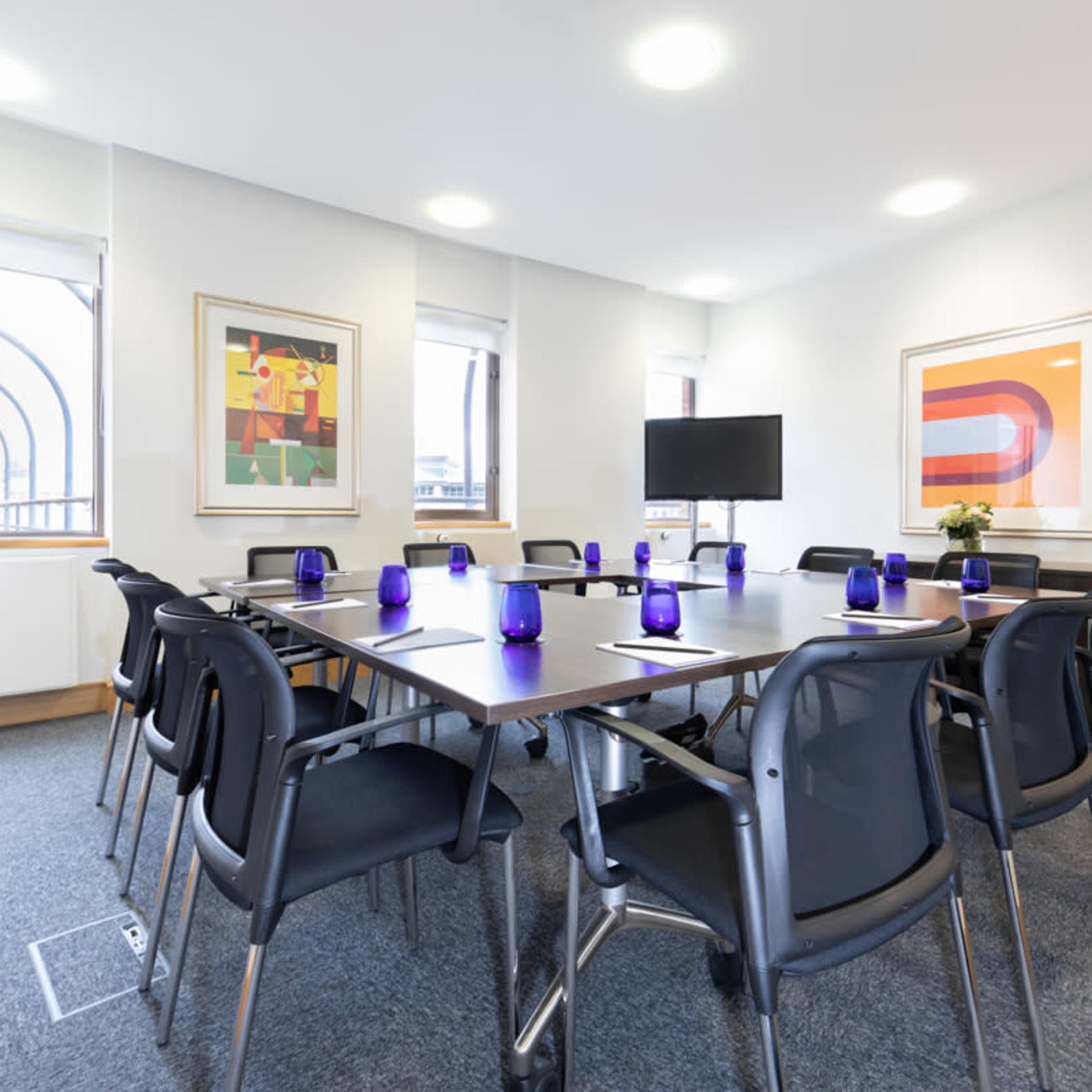 Meeting Room for 10 Attendees in Redcliffe - Clifton Image in Redcliffe, Bristol, England