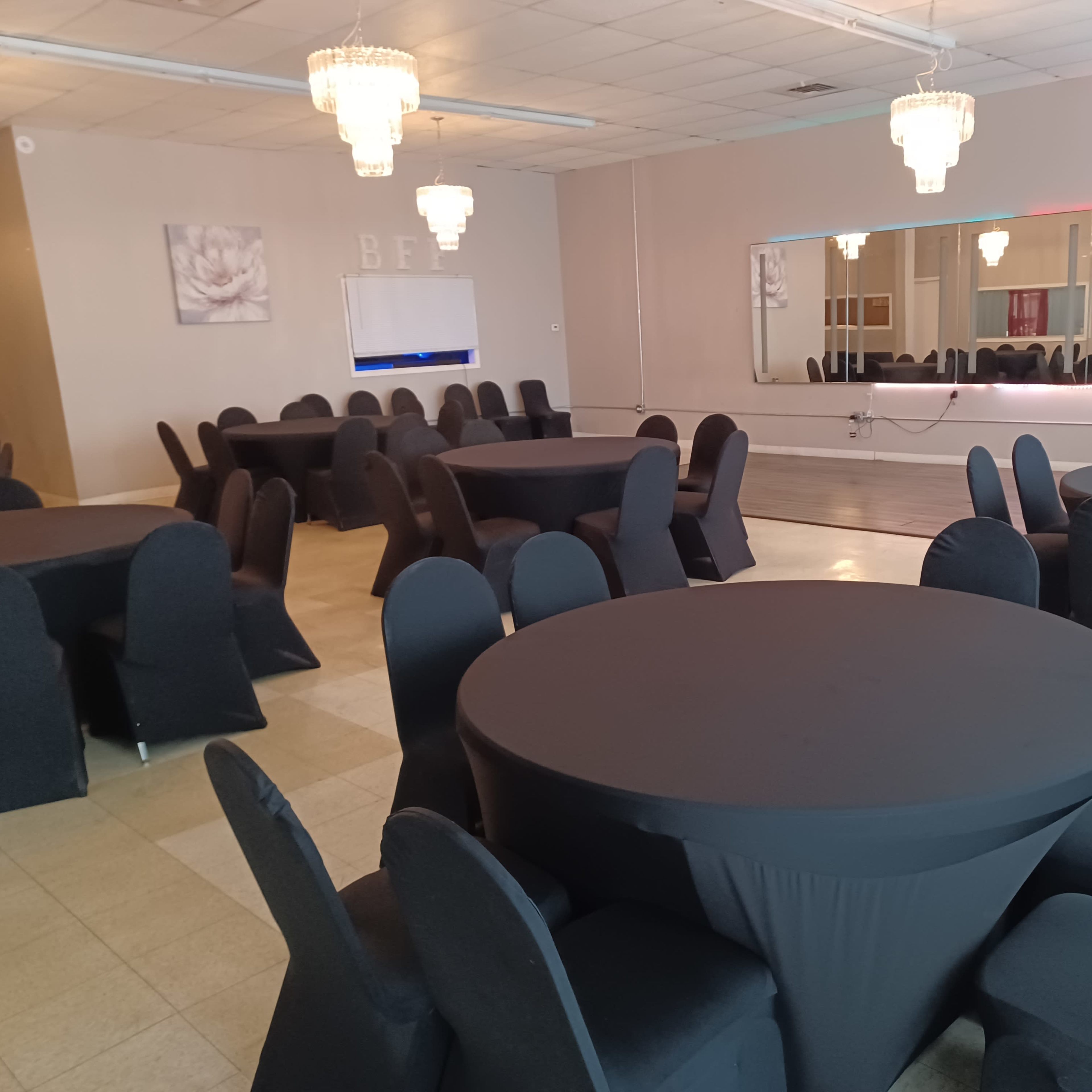 Upscale Banquet Hall/Event Space -South Suburbs Image in Bloom Township, Sauk Village, IL