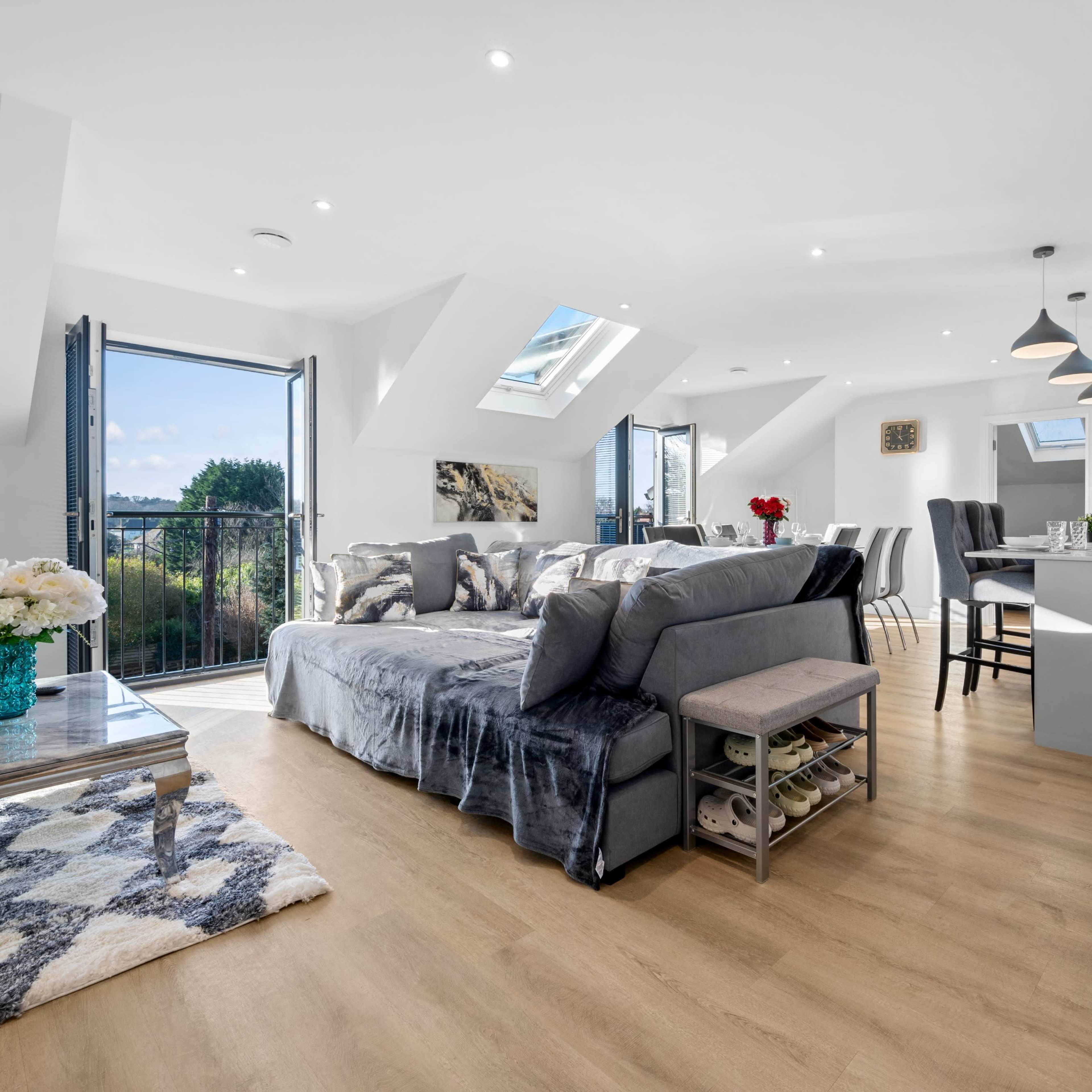 Penthouse with beautiful aesthetic views and amenities Image in Manchester, Manchester, England