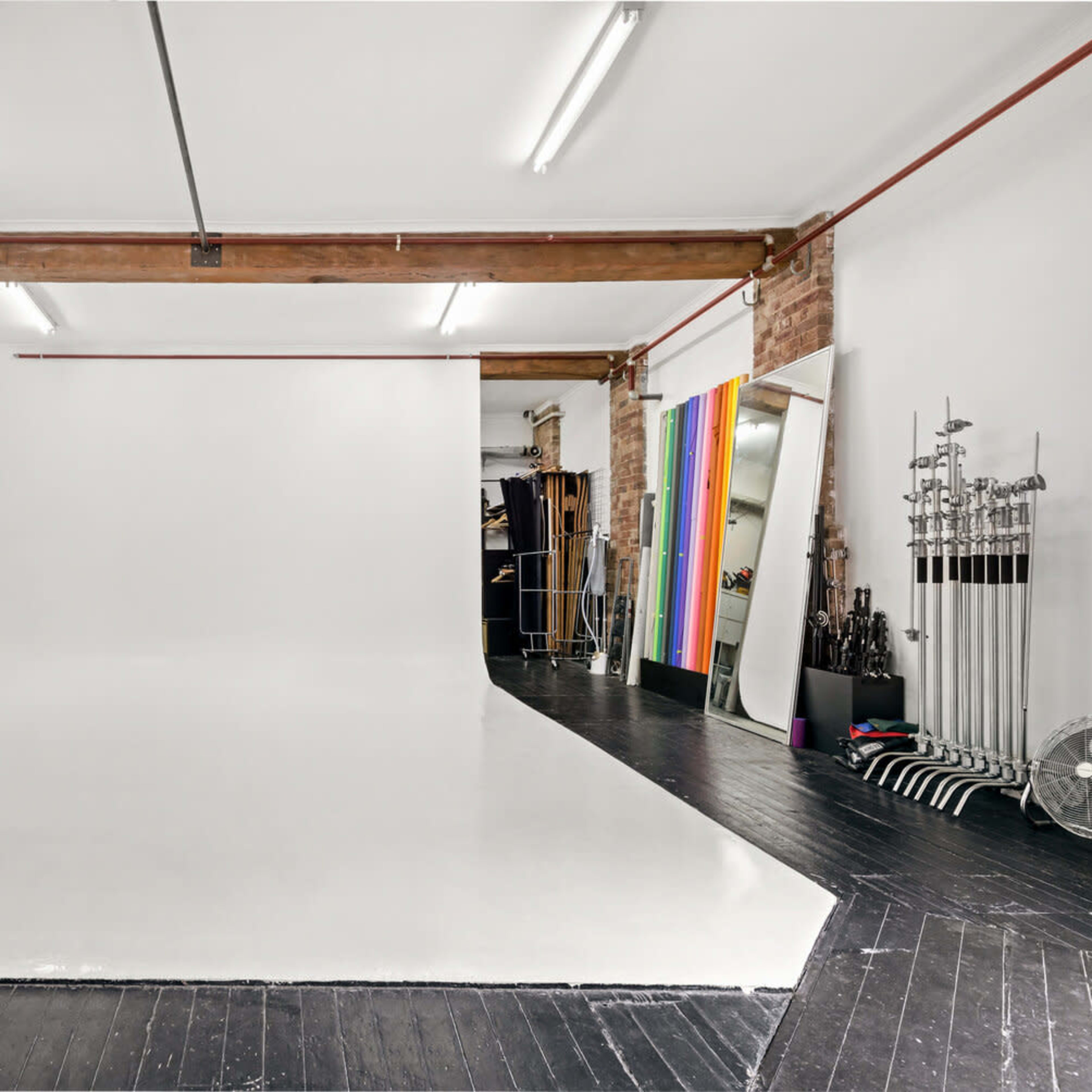 Light studio near me top