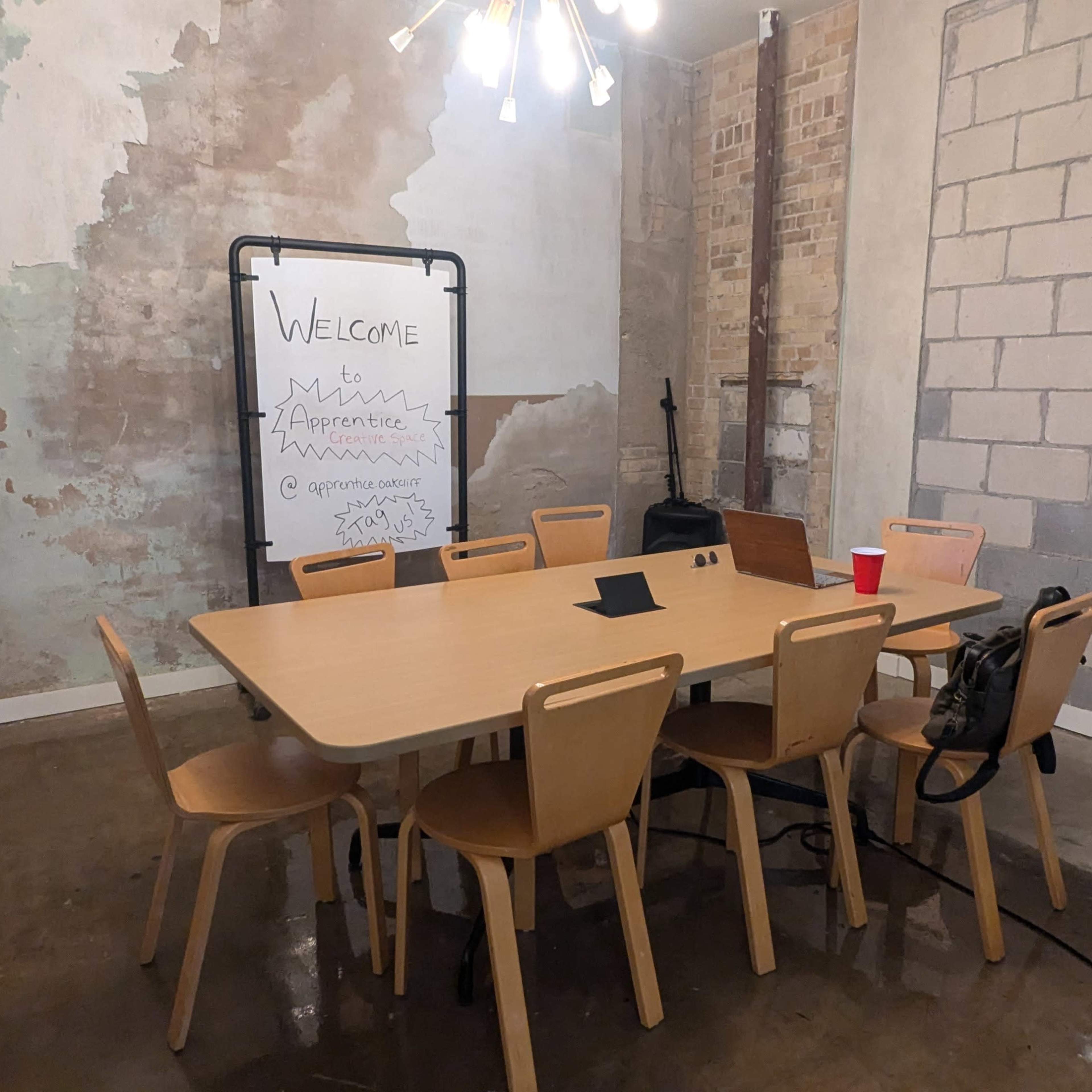 Stylish Conference Room Image in Cedar Crest, Dallas, TX