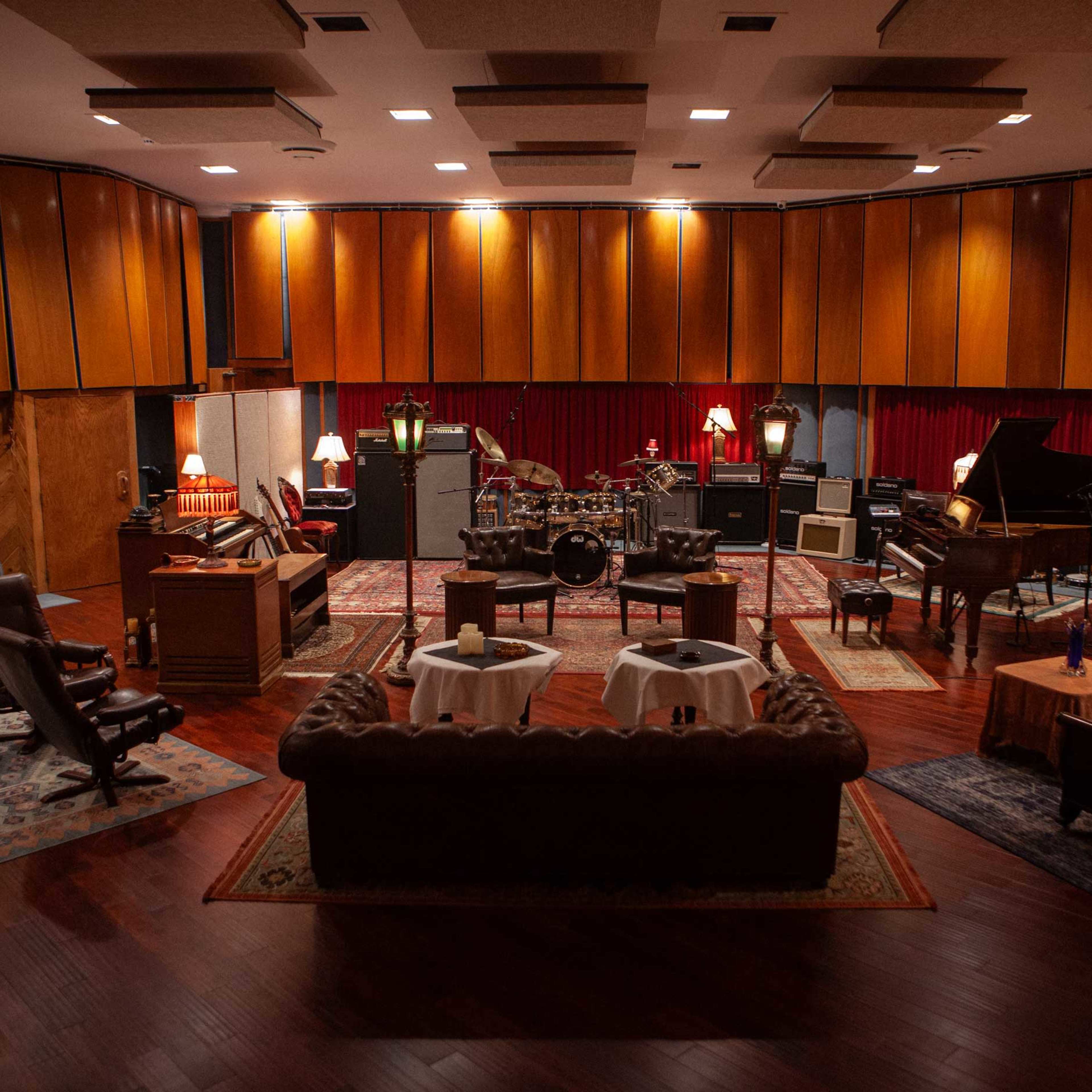 Historic recording studio in Los Angeles. 2000sq.ft. Live Room. Image in North Hollywood, Los Angeles, CA