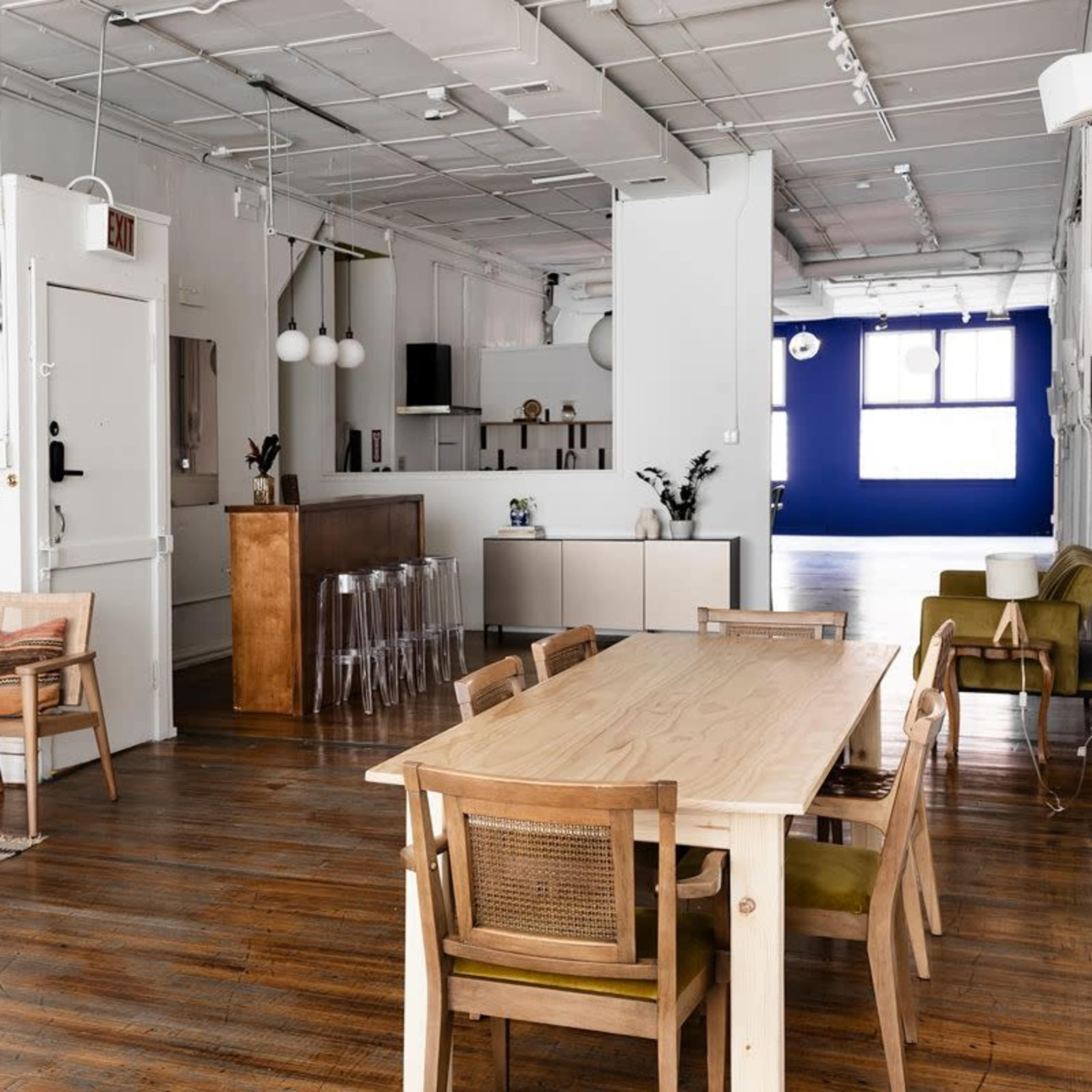 Converted factory loft space with NYC vibes for your next meeting Image in West Town, Chicago, IL