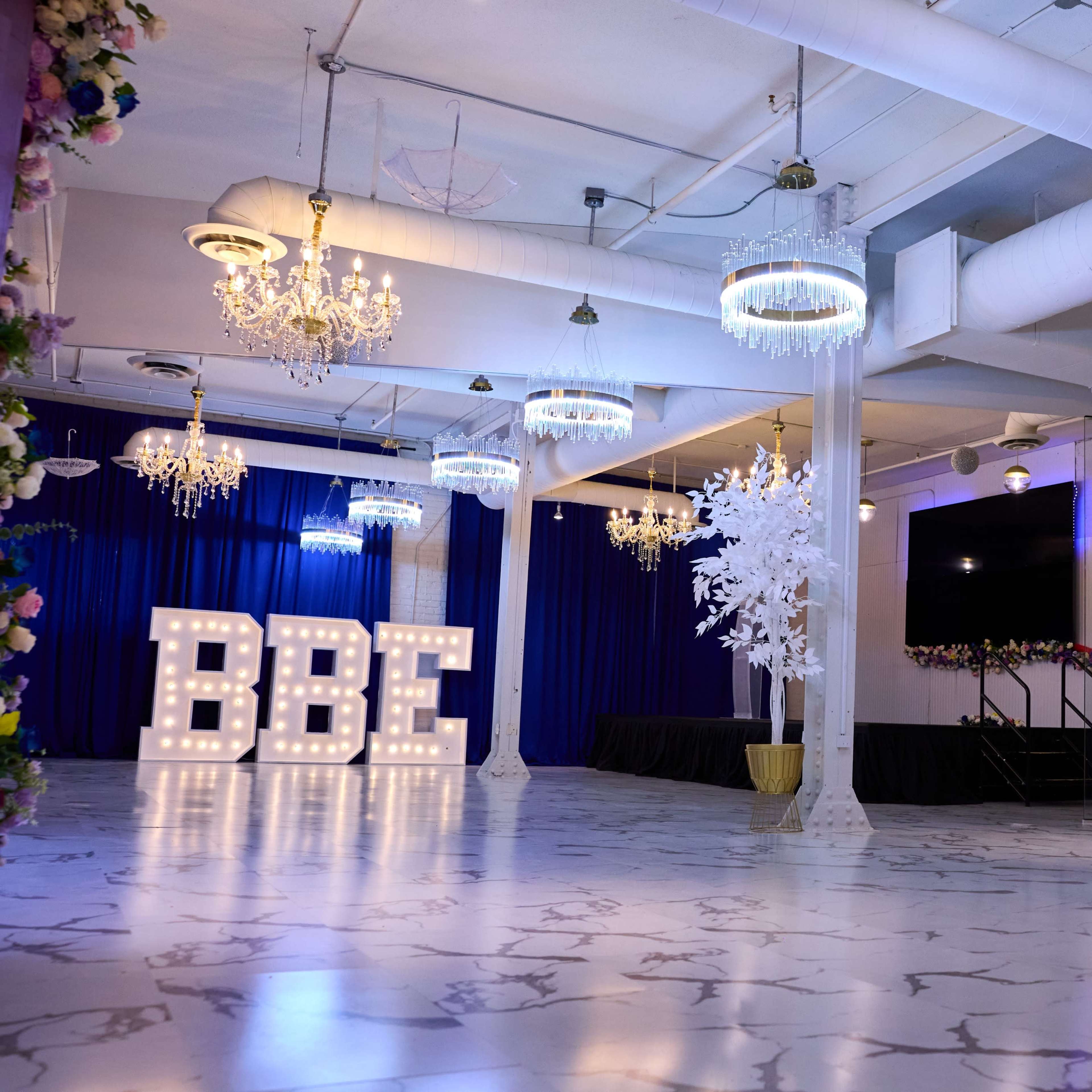 The Luxe Harmon by BBE Image in Downtown West, Minneapolis, MN