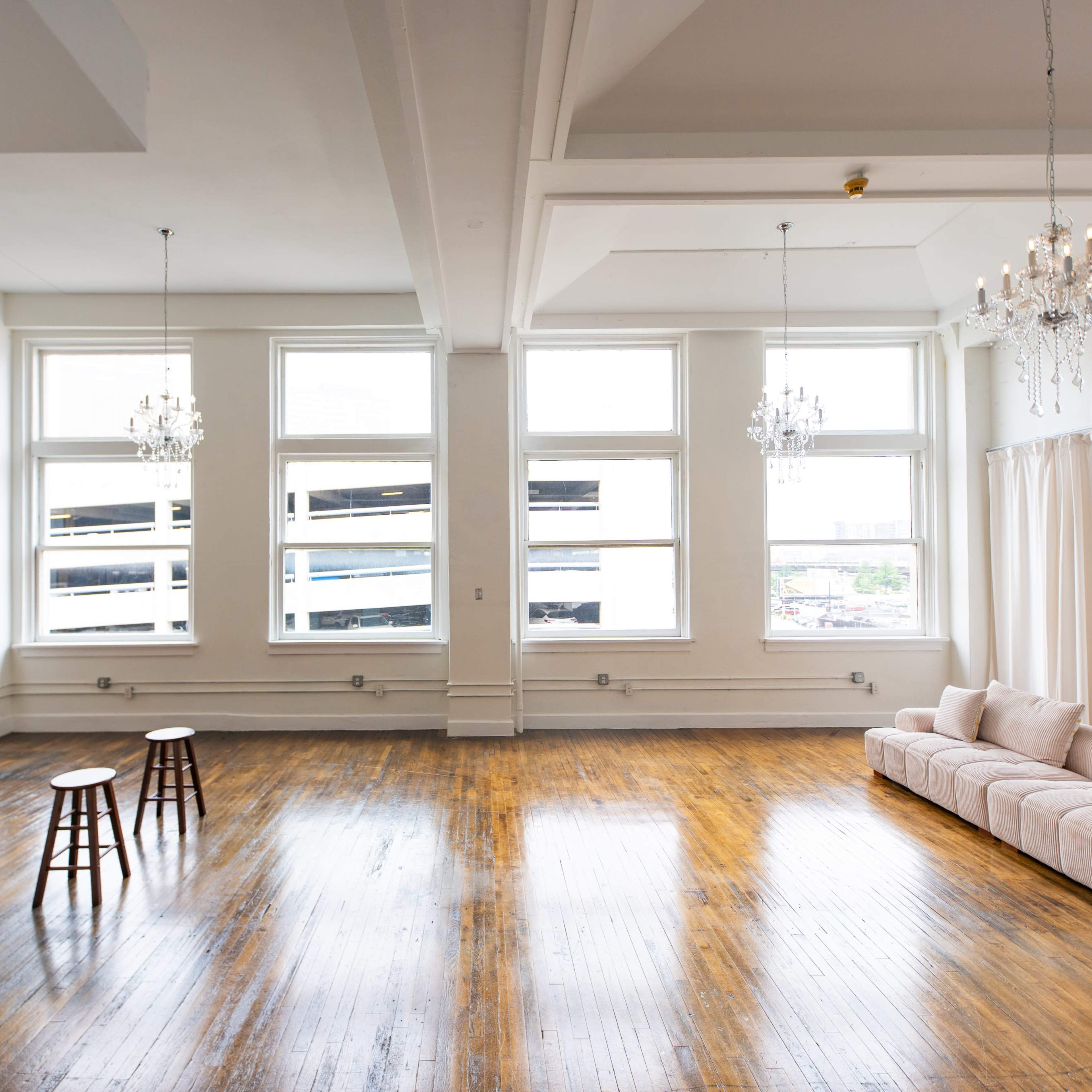 Photoloft: The Light Loft Image in Dallas Downtown Historic District, Dallas, TX