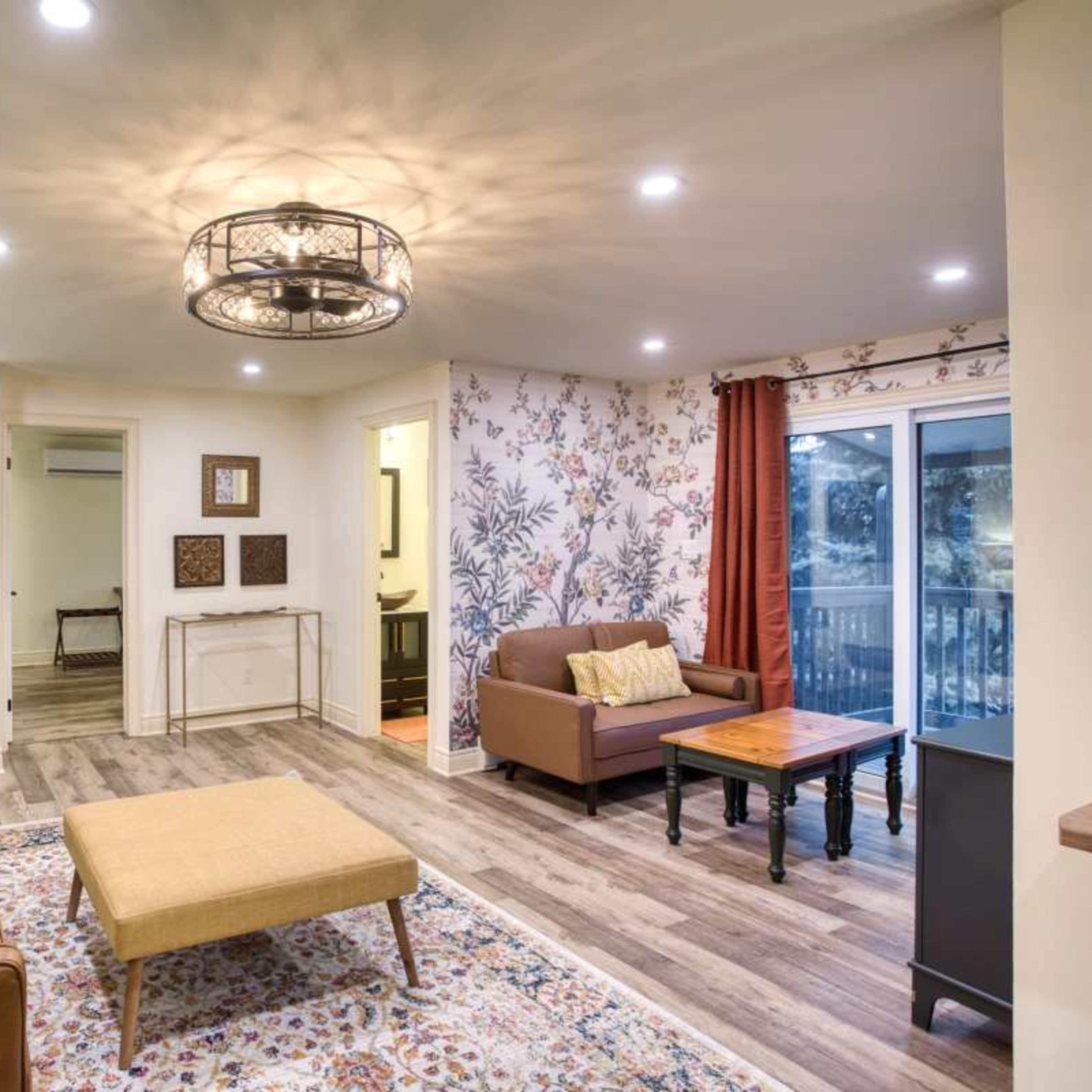 Rustic and Elegant 2BR Apartment in the Countryside of Niagara Benchlands Winery Region Image in Campden, Lincoln, ON